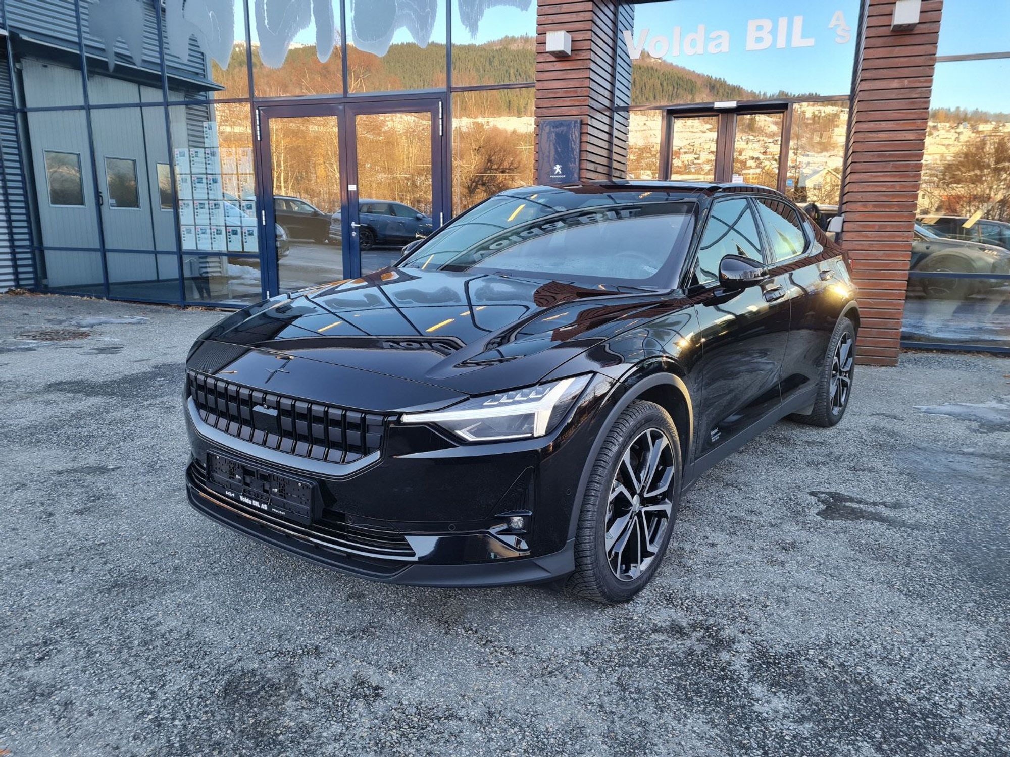 Polestar 2 Long range Dual motor, 408hp, 2023