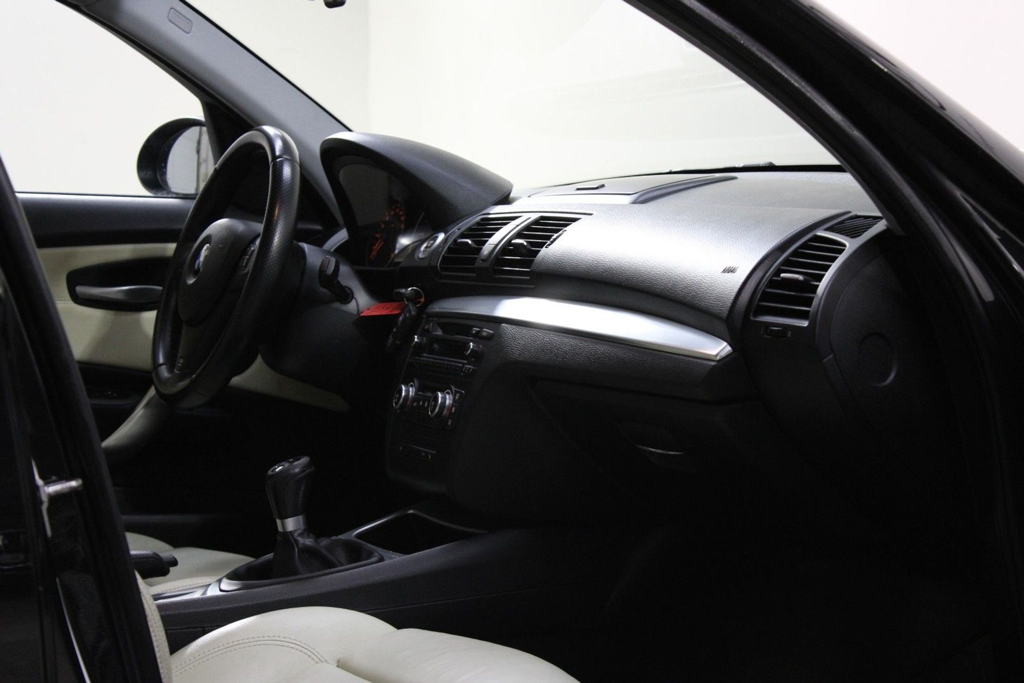 BMW 116d 5-door Manual, 116hp, 2009