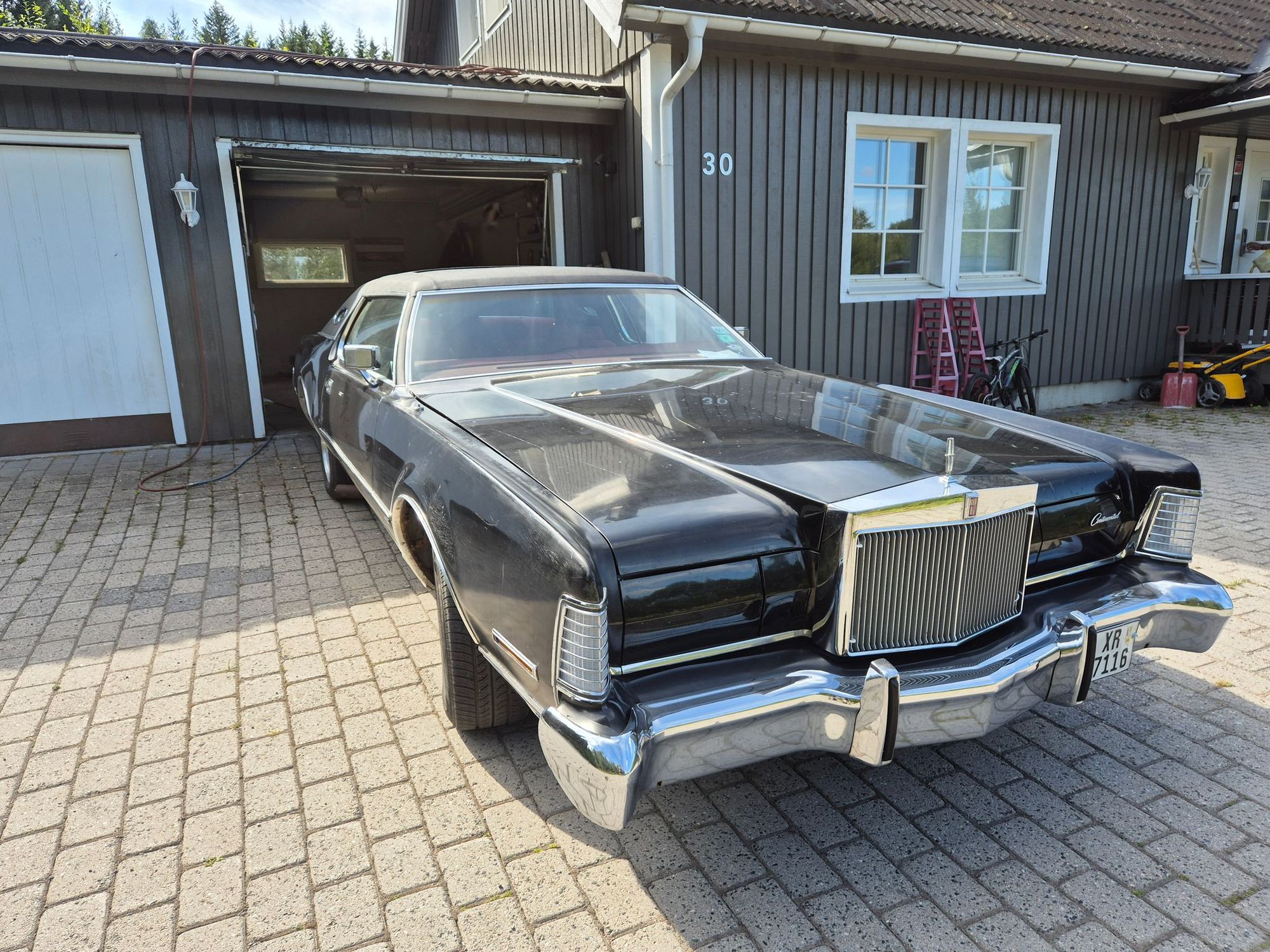 Lincoln Continental Mark IV 7.5 V8 SelectShift, 3-trinn, 211hk, 1973