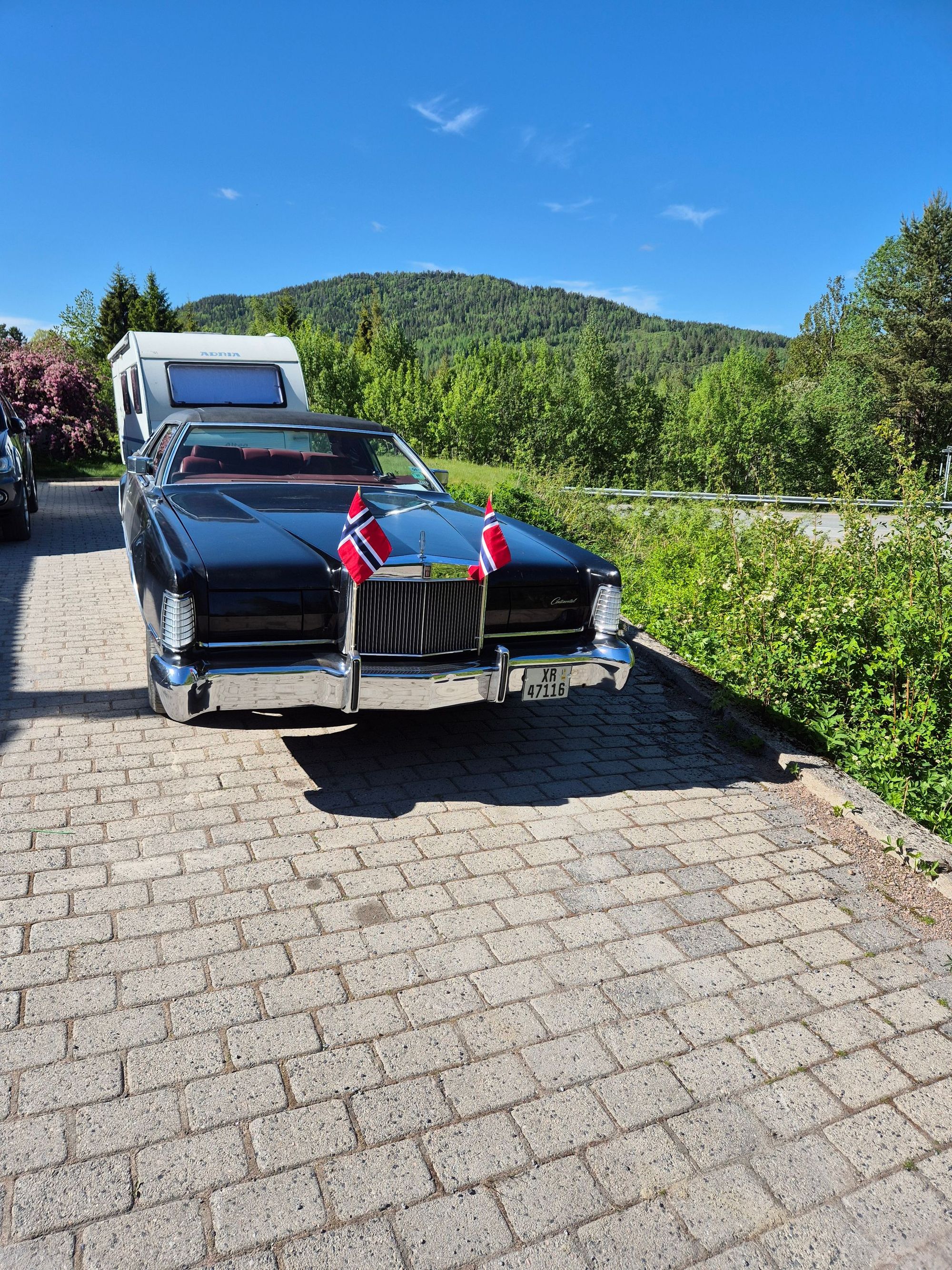 Lincoln Continental Mark IV 7.5 V8 SelectShift, 3-trinn, 211hk, 1973