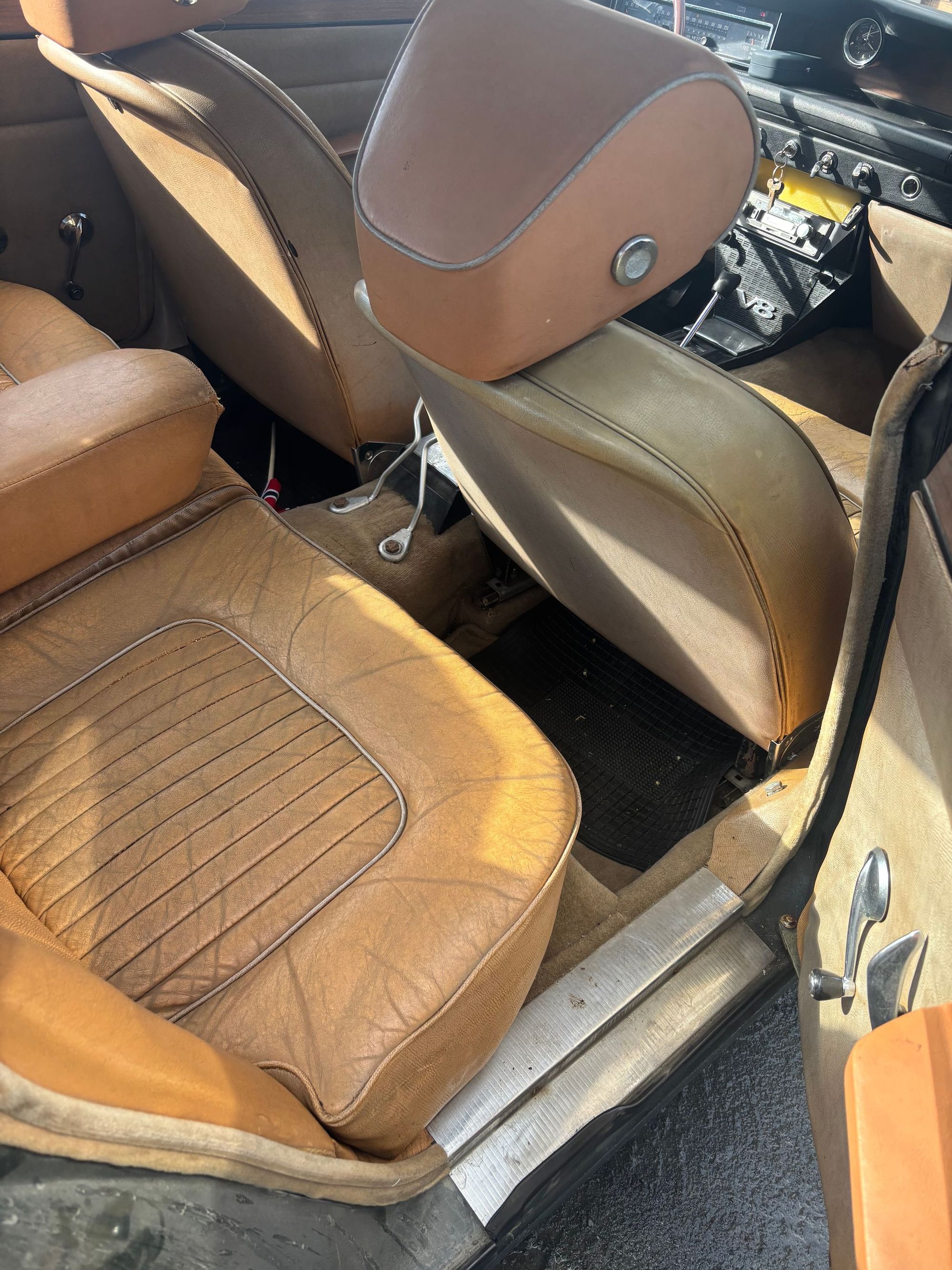 Rover 3500 V8 3.5 Automatic, 187hp, 1970