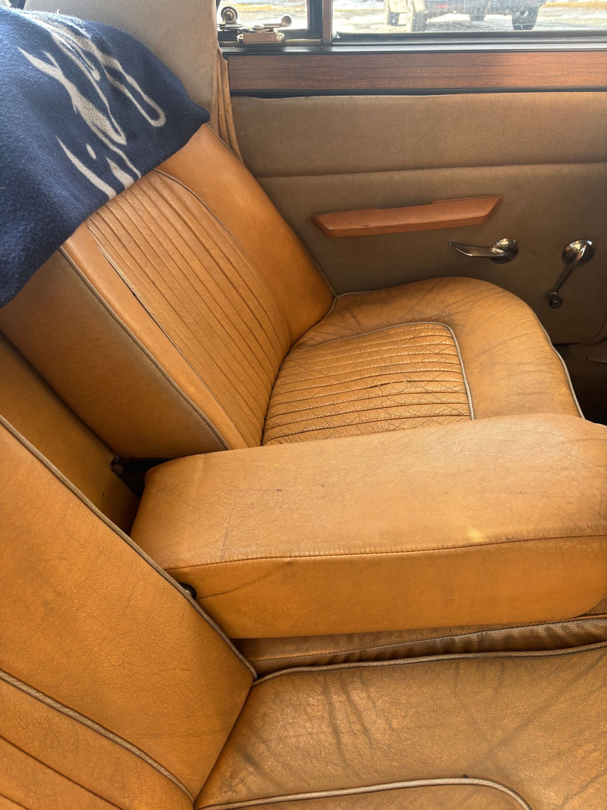 Rover 3500 V8 3.5 Automatic, 187hp, 1970