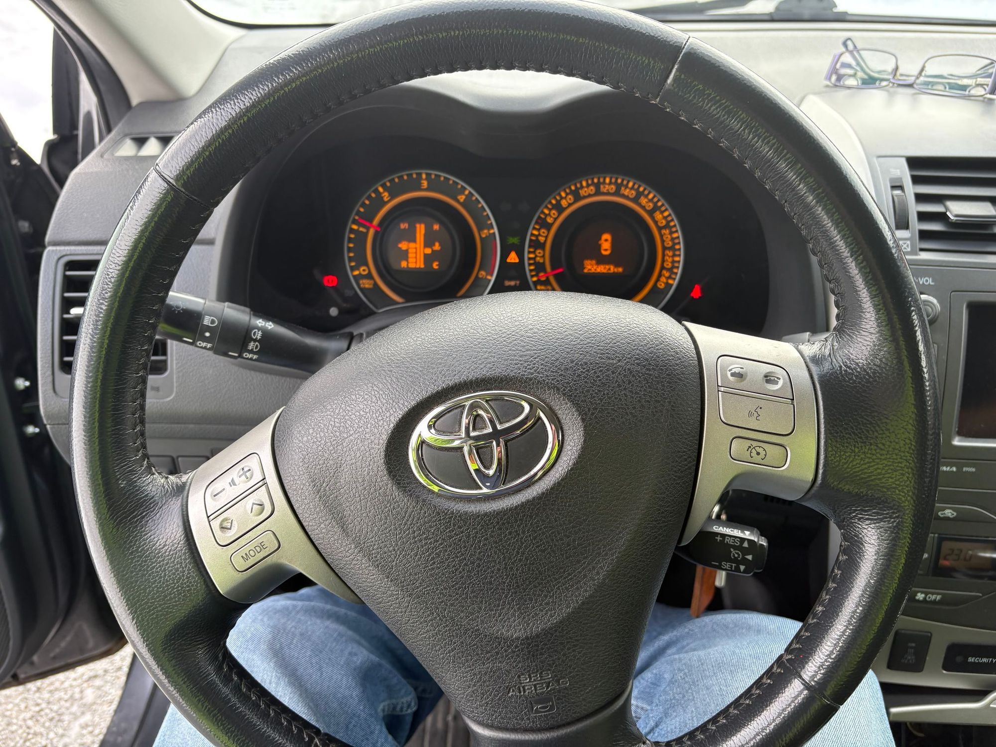 Toyota Corolla 2.0 D-4D Manual, 6-trins, 126ps, 2007