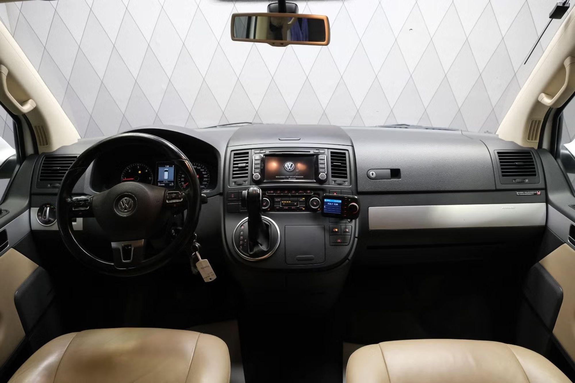 Volkswagen Multivan 2.0 TDI BMT 4Motion DSG sekvensiell, 7-trinn, 180hk, 2012