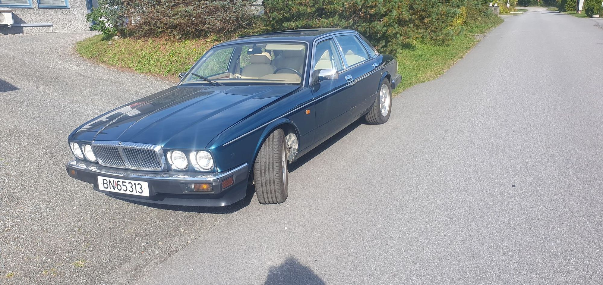 Daimler Six 4.0 Automatic, 4-trins, 226ps, 1993