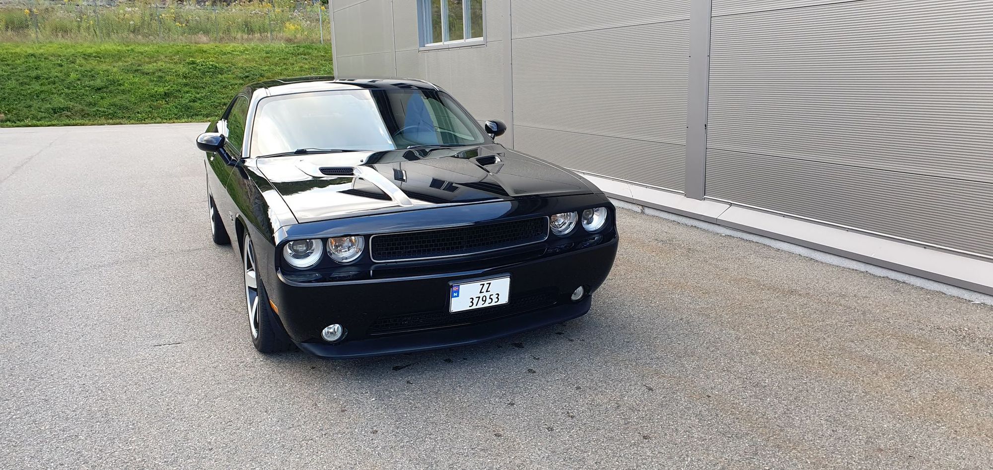 Dodge Challenger 6.4 V8 HEMI Manual, 476hp, 2012