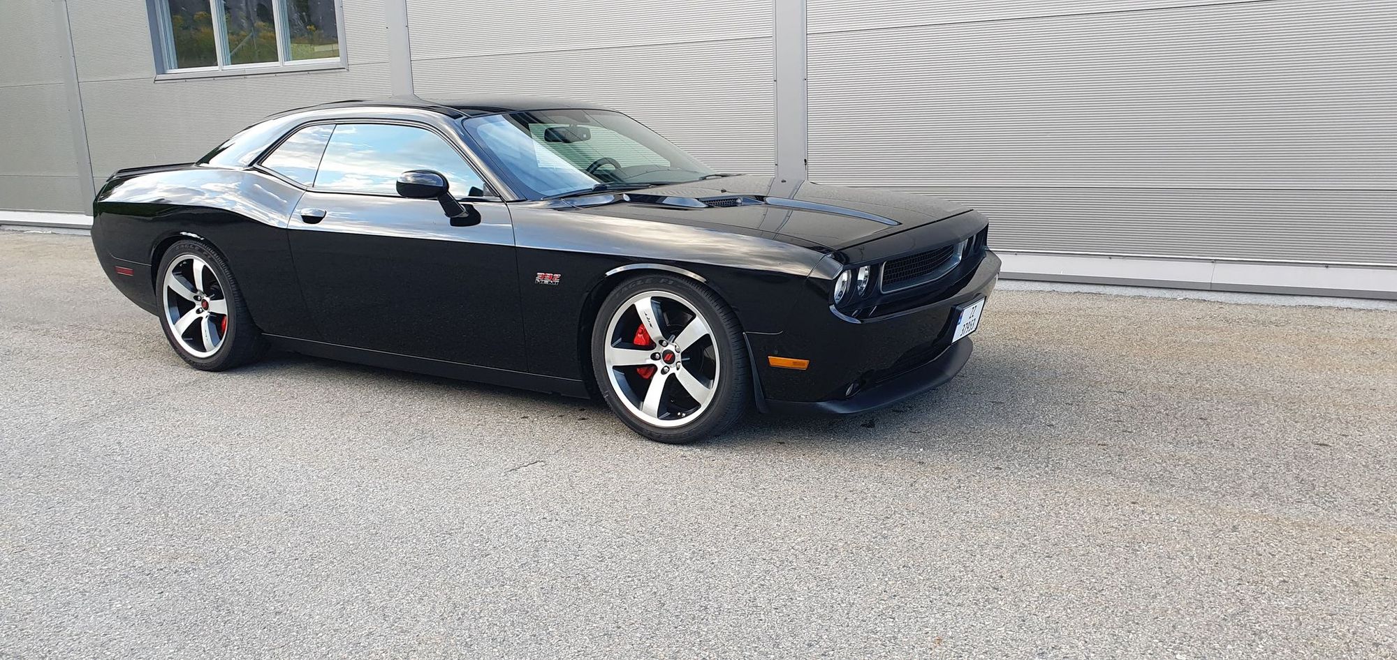 Dodge Challenger 6.4 V8 HEMI Manual, 476hp, 2012