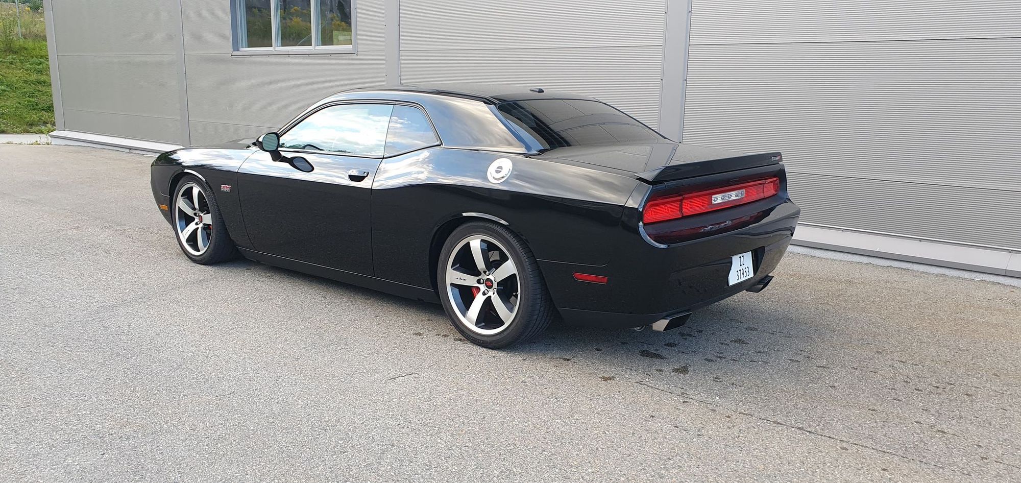 Dodge Challenger 6.4 V8 HEMI Manual, 476hp, 2012