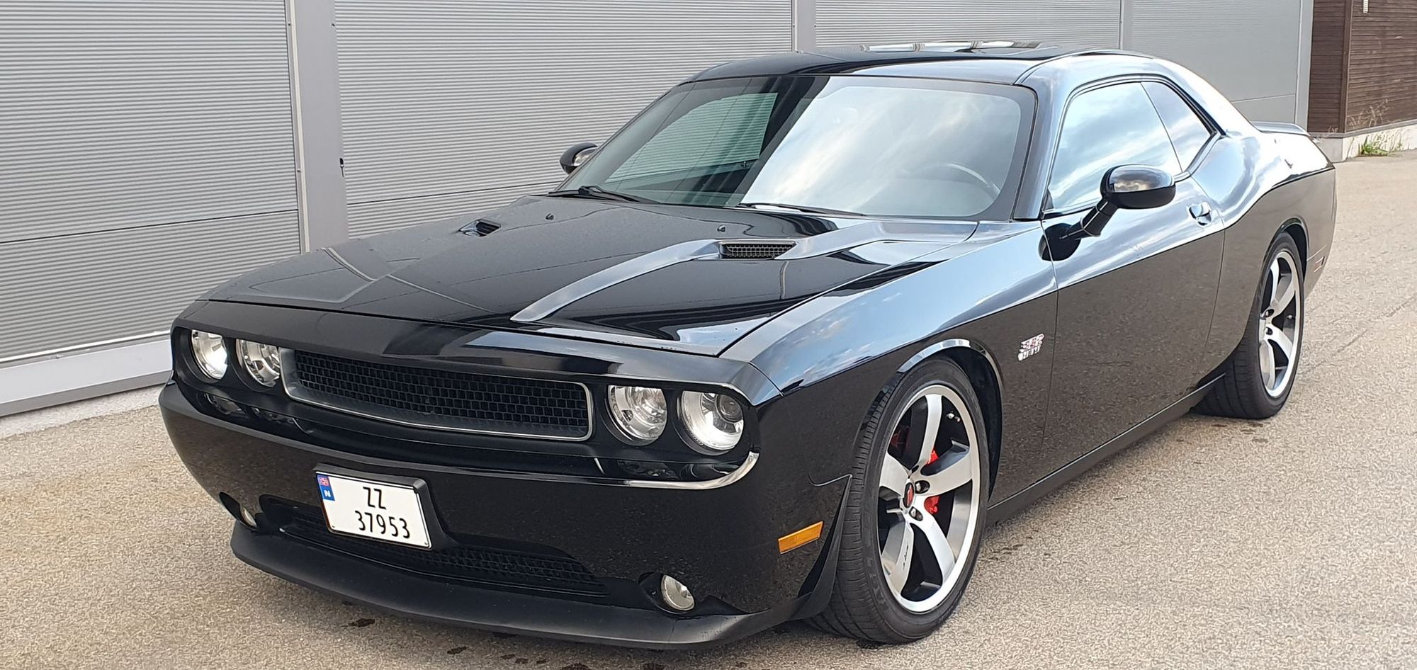 Dodge Challenger 6.4 V8 HEMI Manual, 476hp, 2012