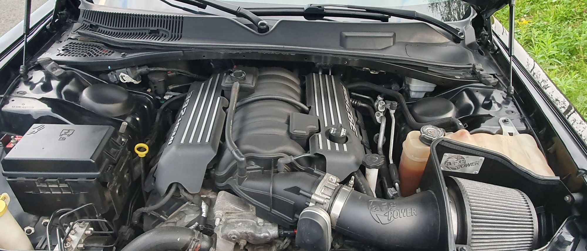Dodge Challenger 6.4 V8 HEMI Manual, 476hp, 2012