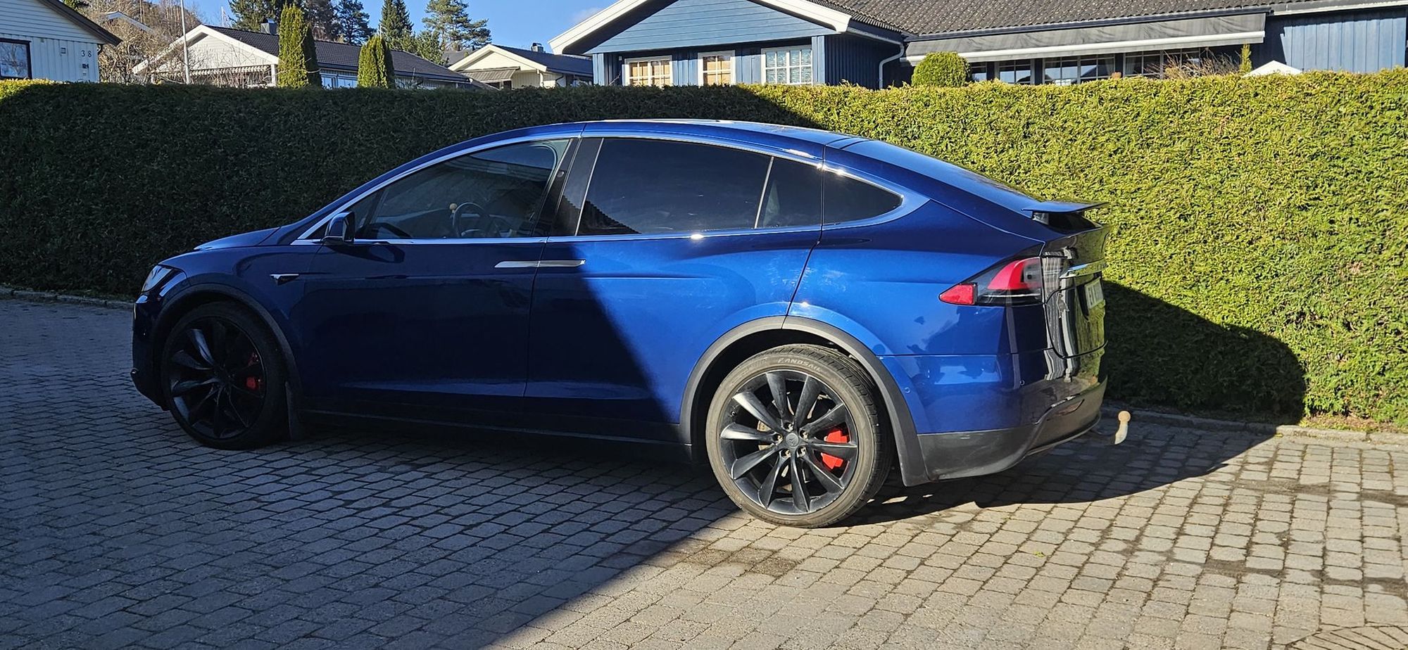 Tesla Model X Long Range, 423hp, 2019