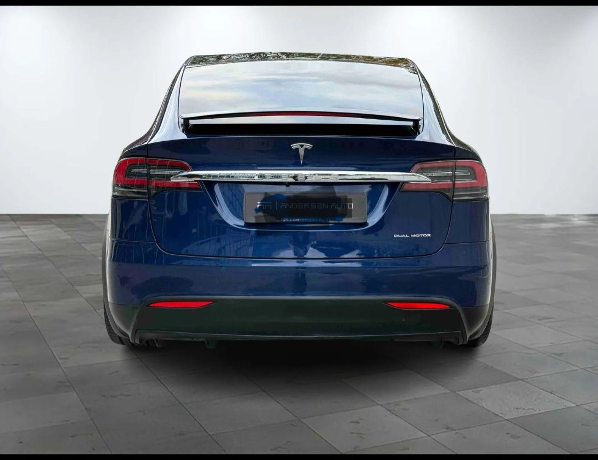 Tesla Model X Long Range, 423hp, 2019
