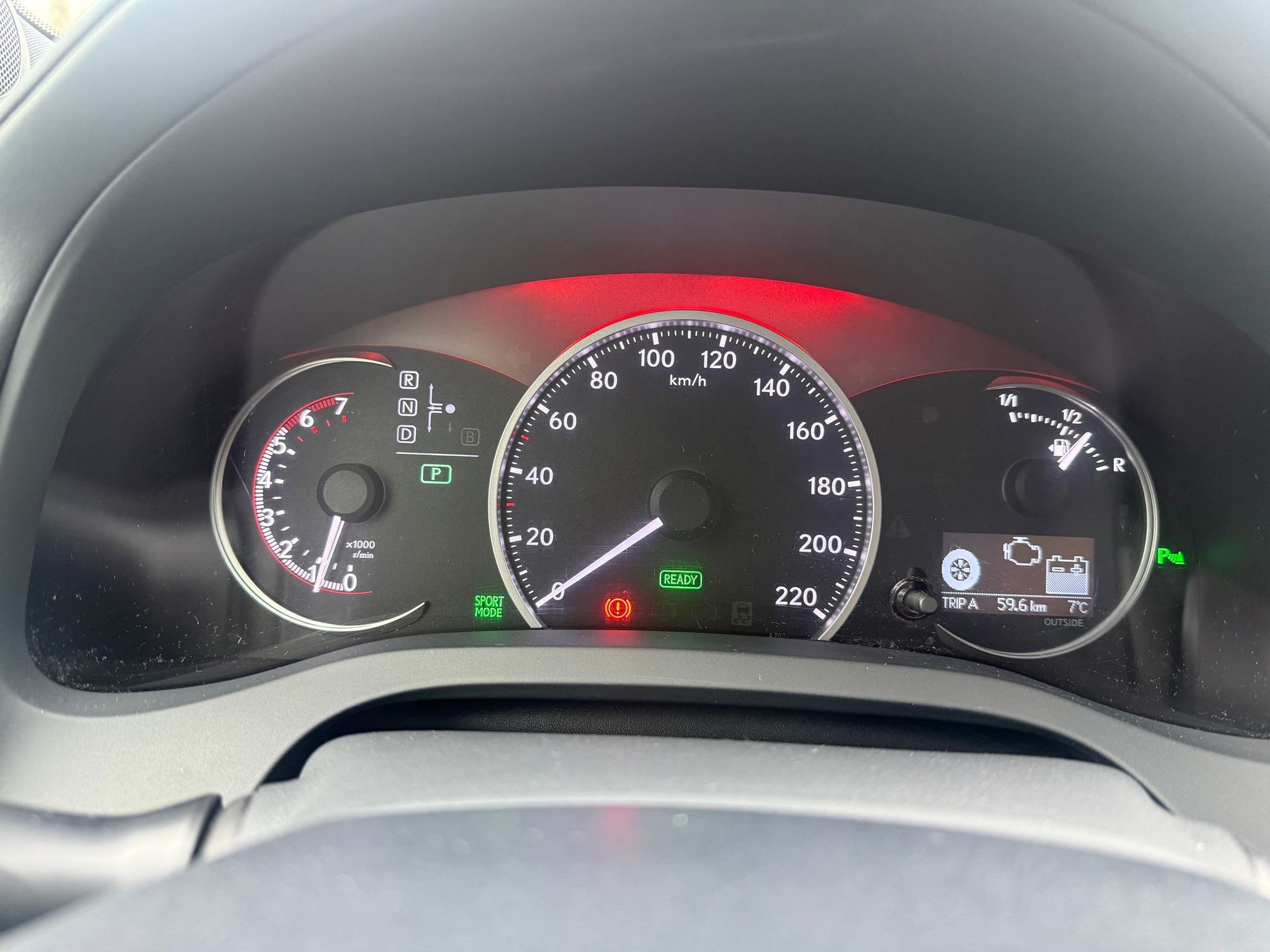 Lexus CT 200h 1.8 CVT, 136ps, 2012