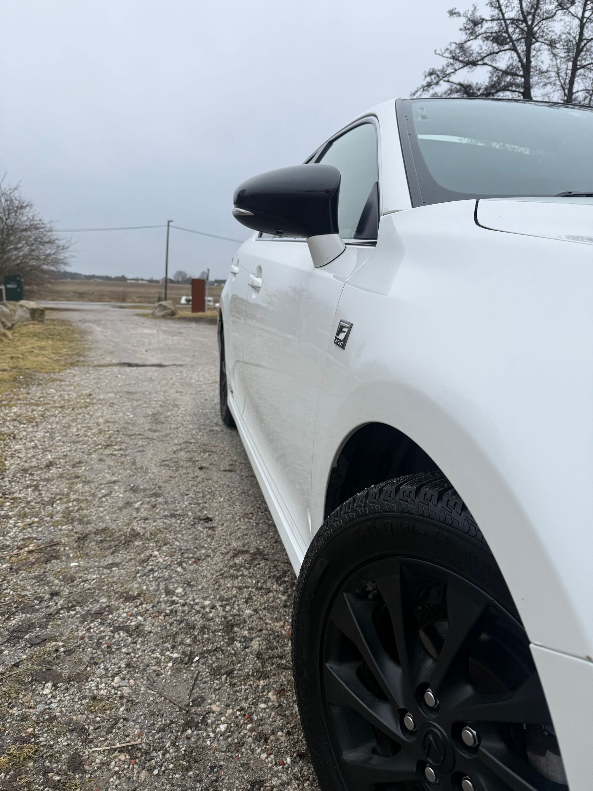 Lexus CT 200h 1.8 CVT, 136ps, 2012