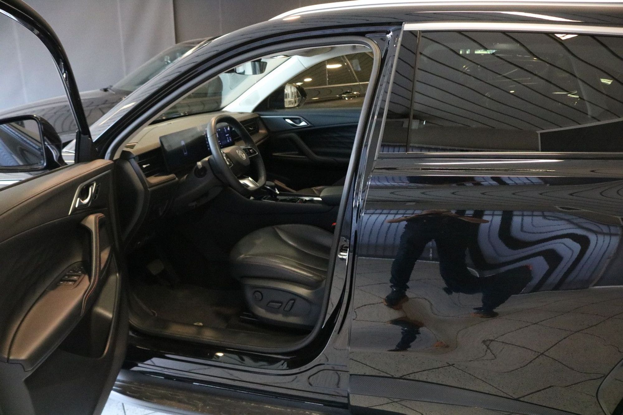 MG HS PHEV Automatic, 307hp, 2024