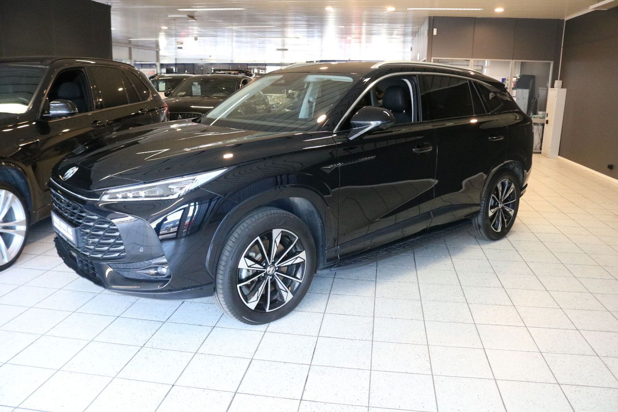 MG HS PHEV Automatic, 307hp, 2024
