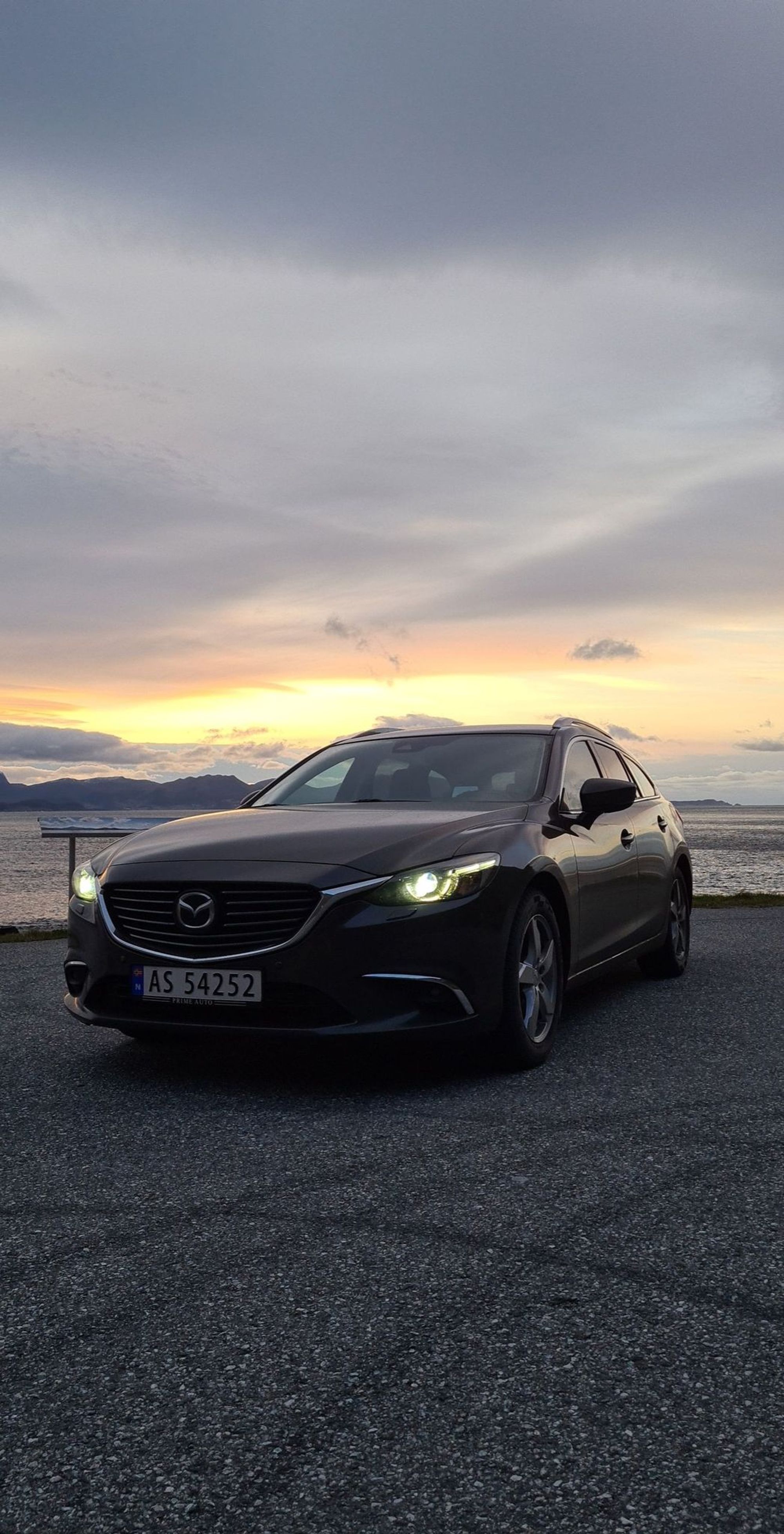 Mazda 6 Wagon 2.2 SKYACTIV-D Automatic, 150hp, 2017