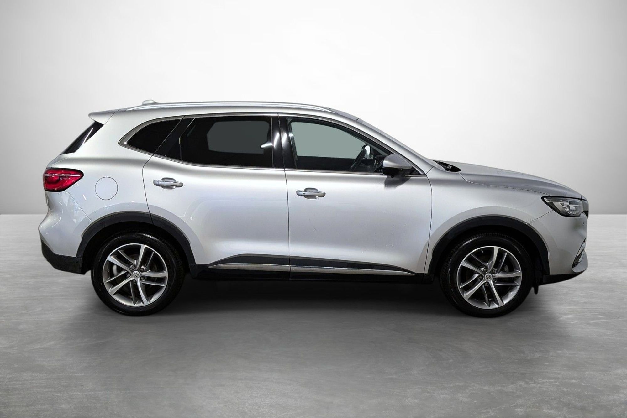 MG EHS PHEV EDU II, 258hp, 2021
