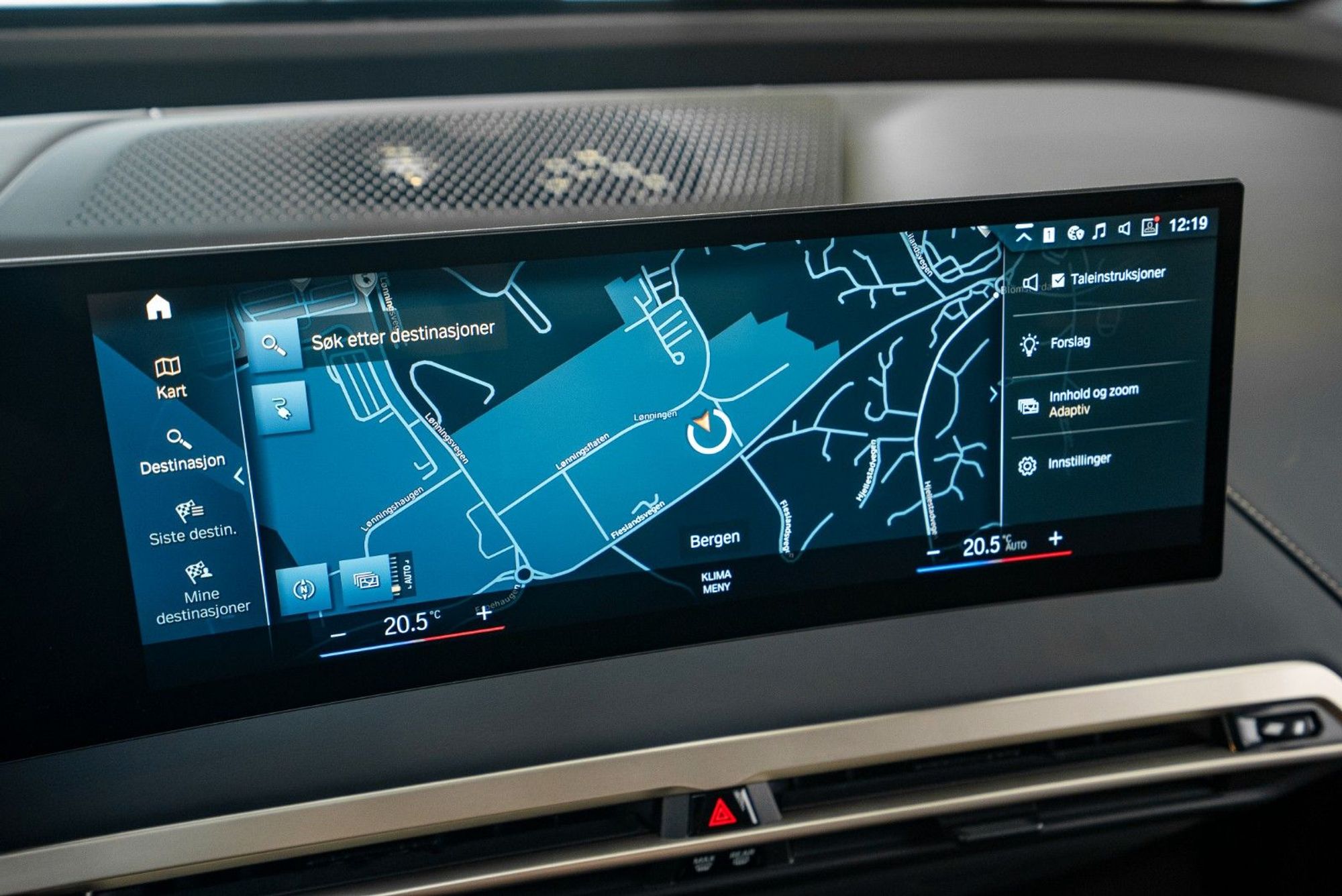 BMW iX xDrive50, 524ps, 2022
