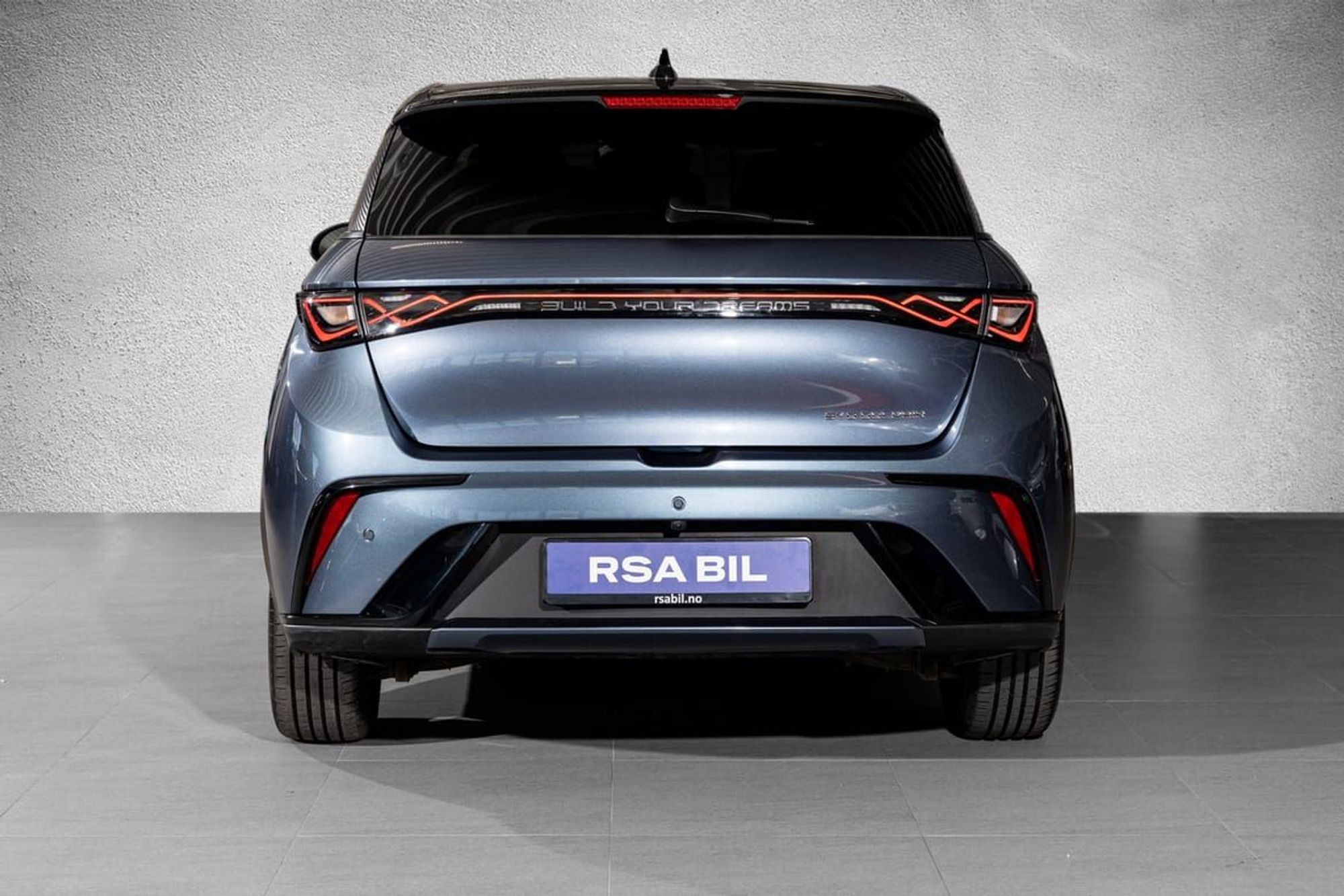 BYD Dolphin 60.4 kWh, 204ps, 2023