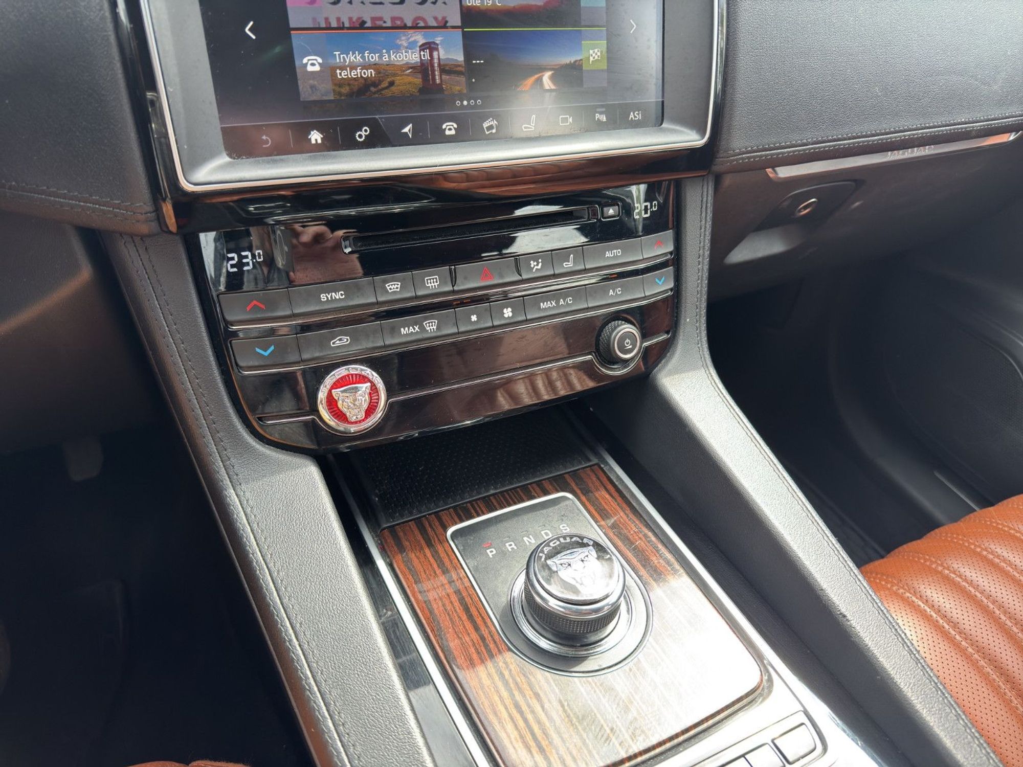 Jaguar F-Pace 20d AWD Automatic, 180hp, 2017