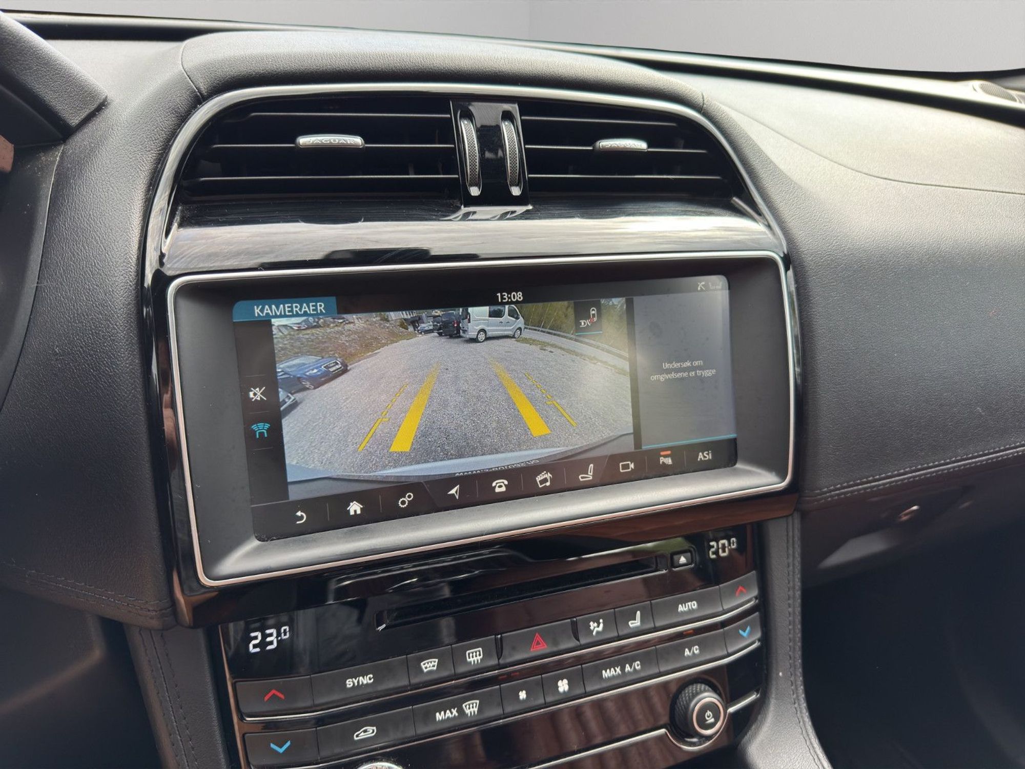 Jaguar F-Pace 20d AWD Automatic, 180hp, 2017