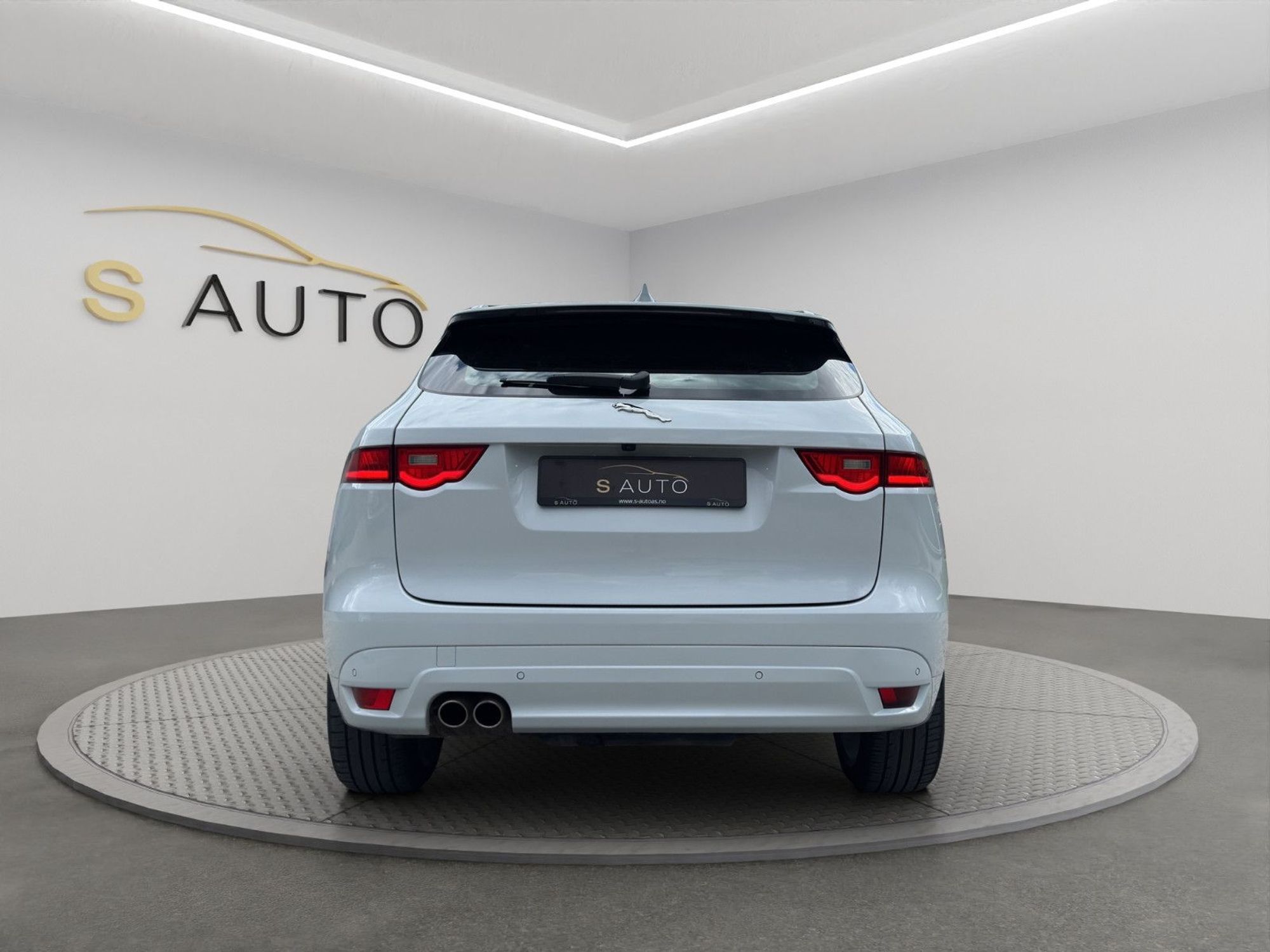 Jaguar F-Pace 20d AWD Automatic, 180hp, 2017