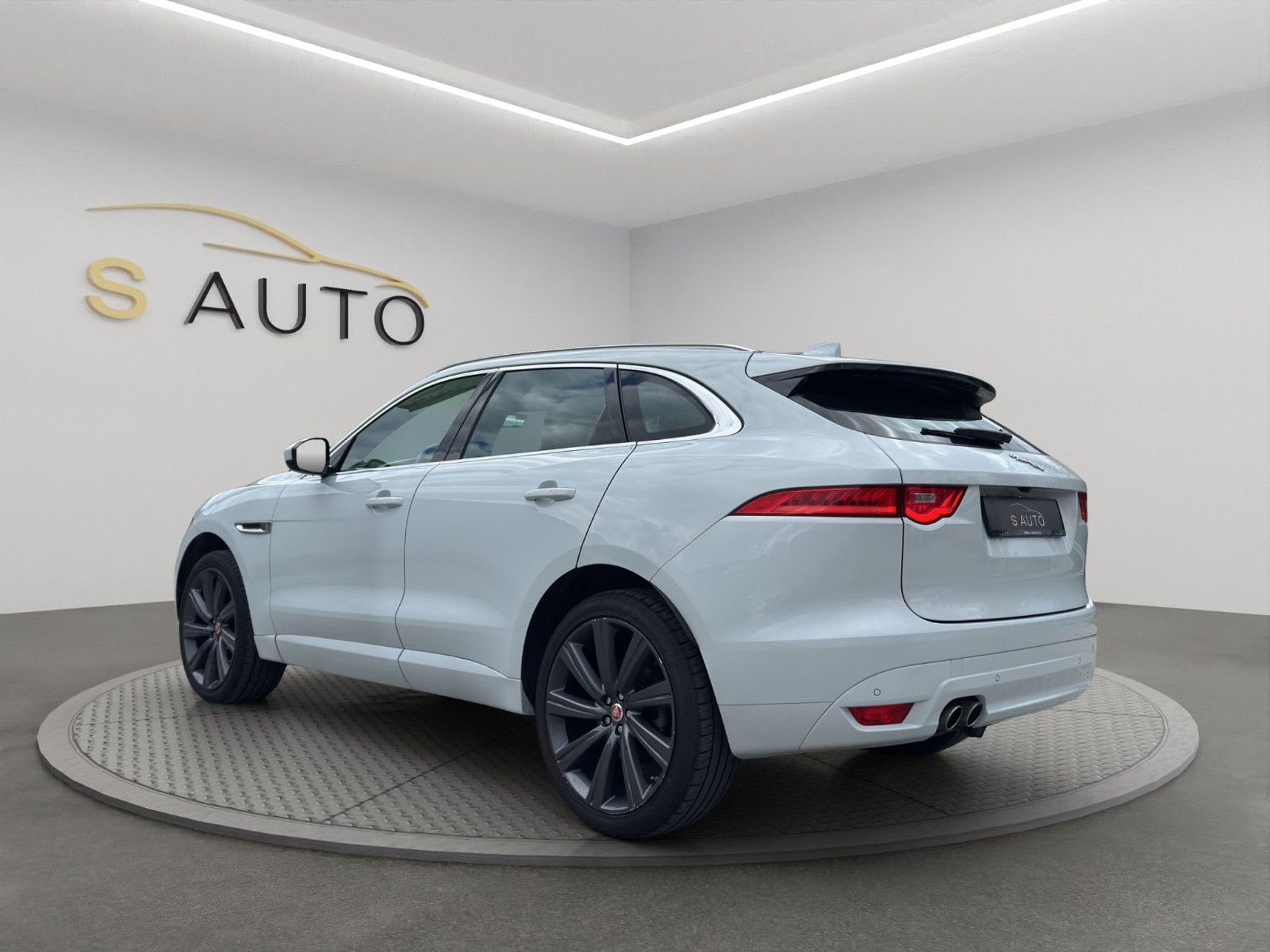 Jaguar F-Pace 20d AWD Automatic, 180hp, 2017