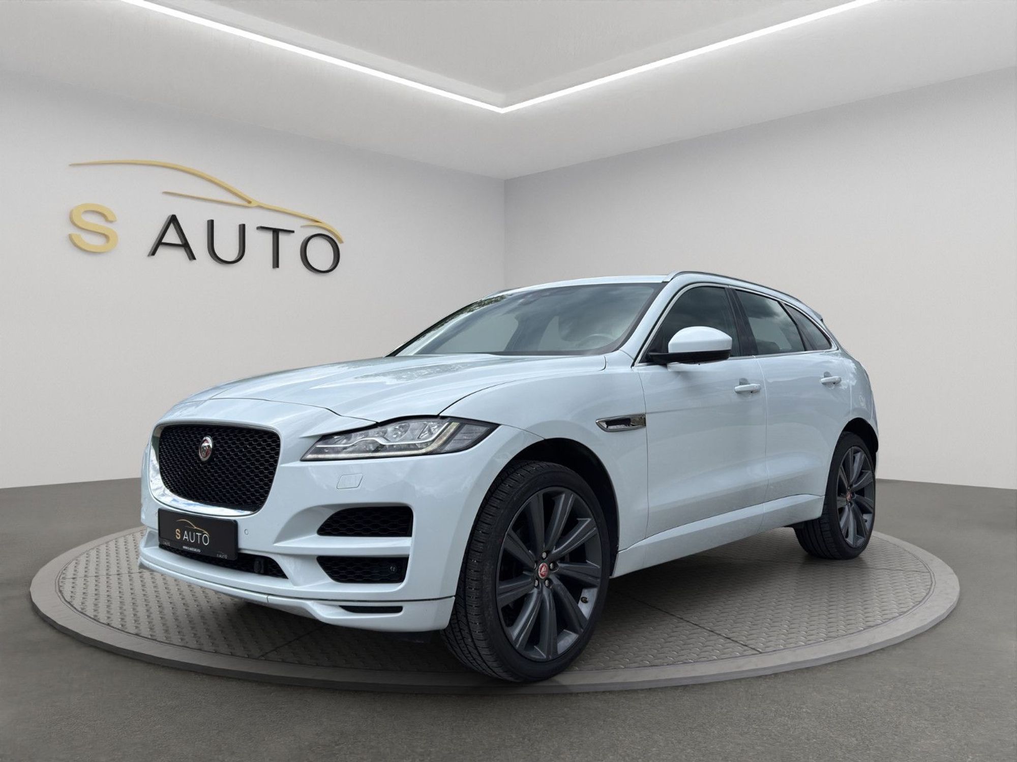 Jaguar F-Pace 20d AWD Automatic, 180hp, 2017