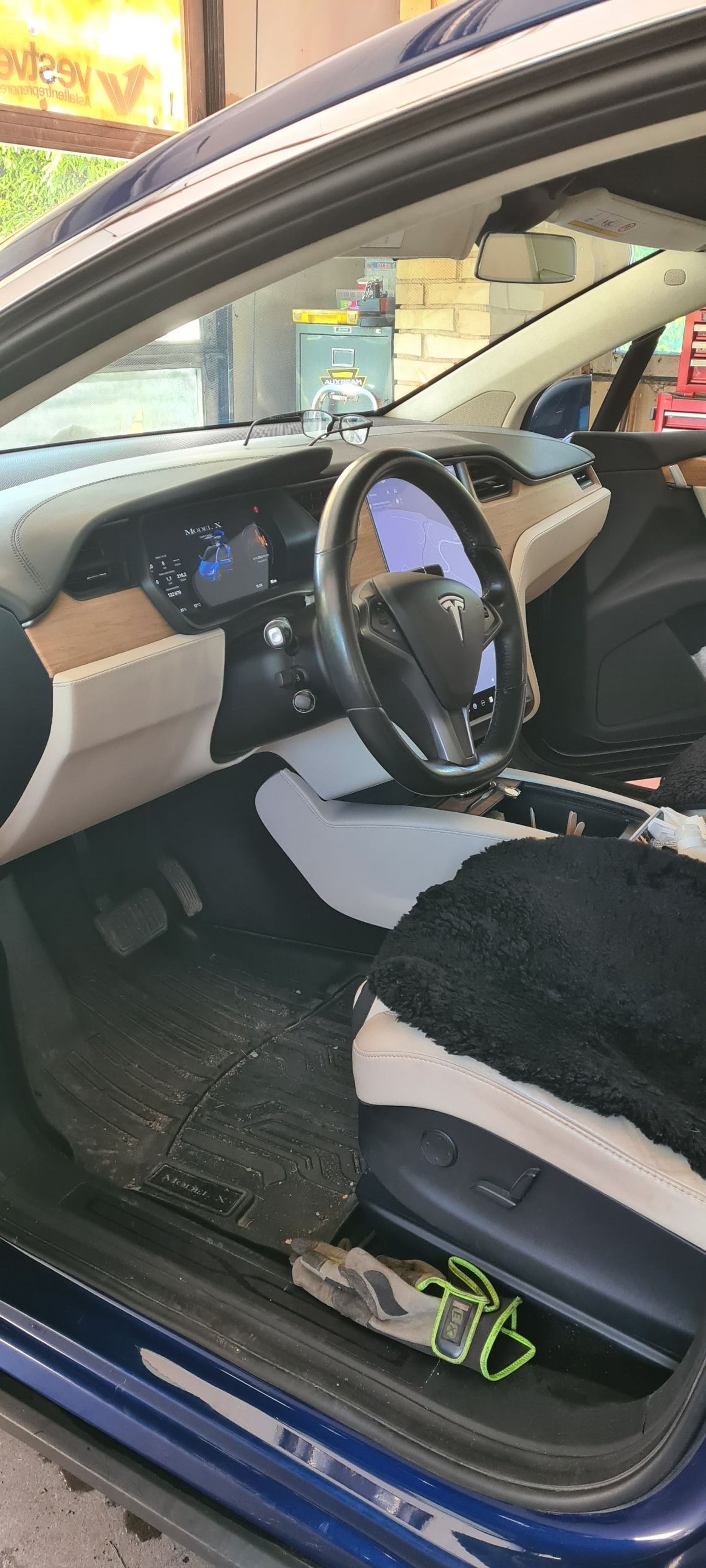 Tesla Model X Long Range, 423ps, 2019