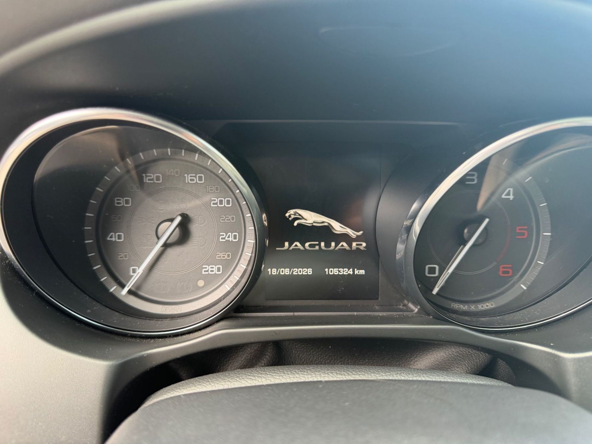 Jaguar XE 20d Automatic, 180hp, 2016