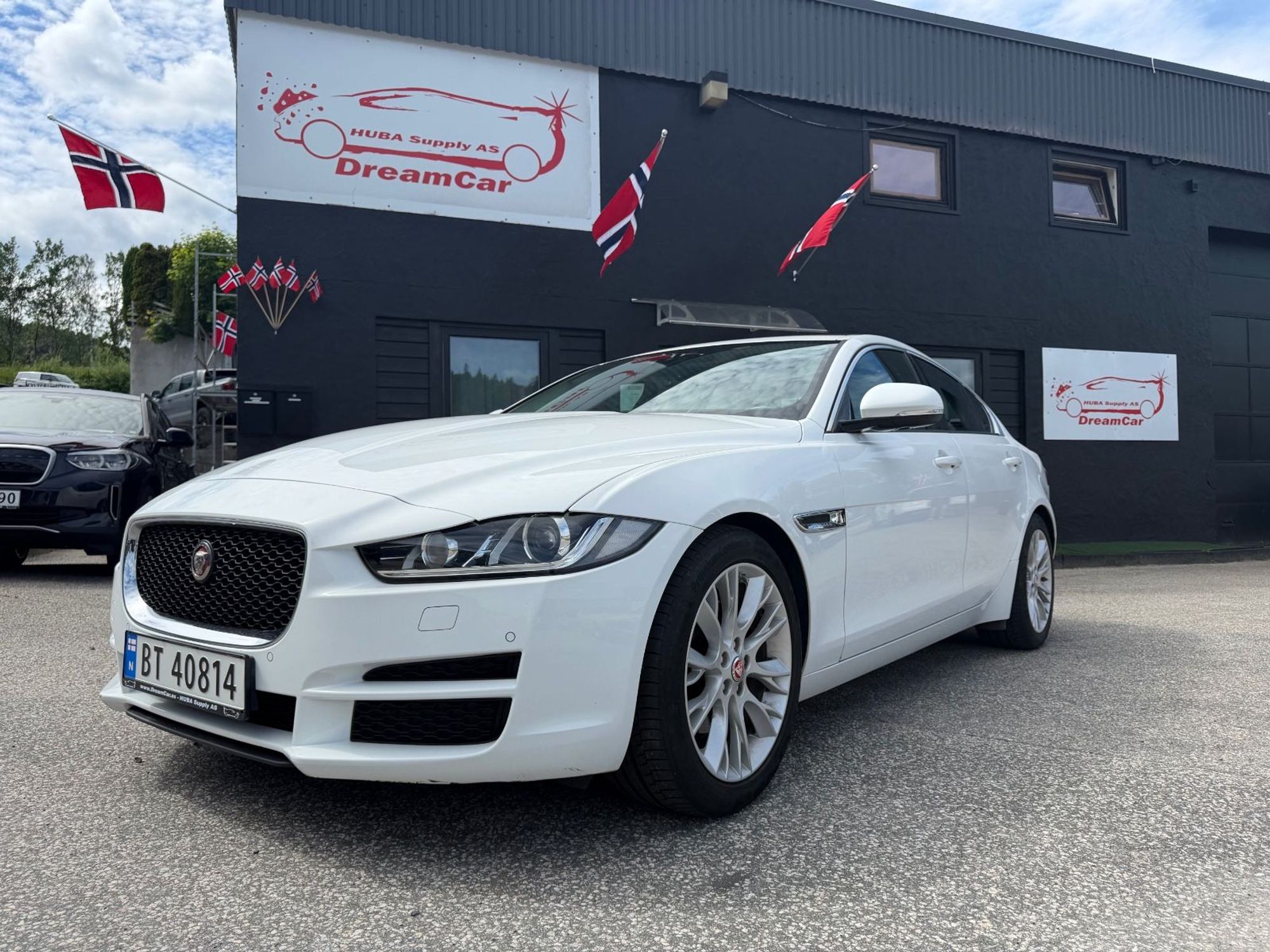Jaguar XE 20d Automatic, 180hp, 2016