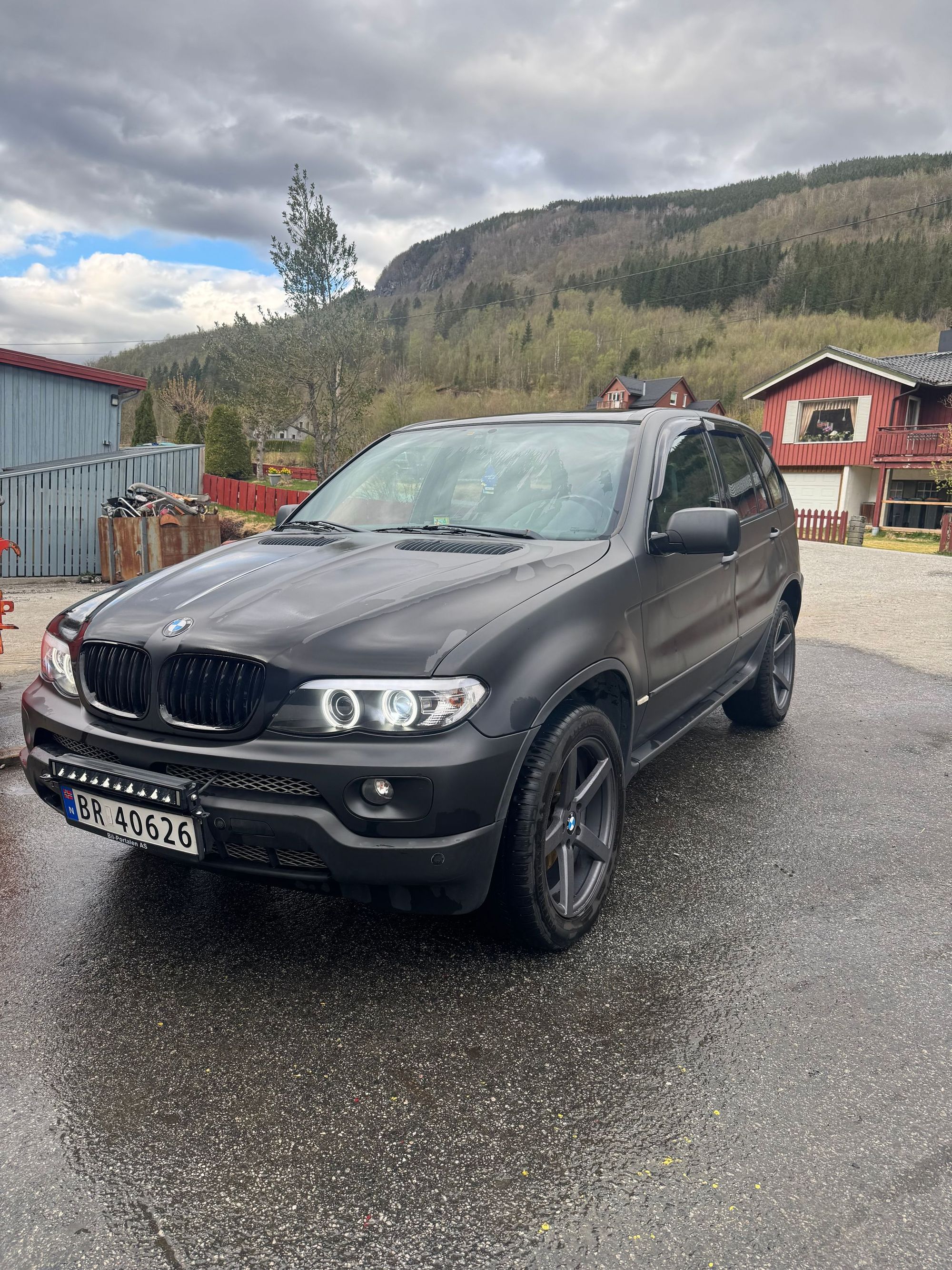 BMW X5 3.0d Automatic, 6-trins, 218ps, 2004