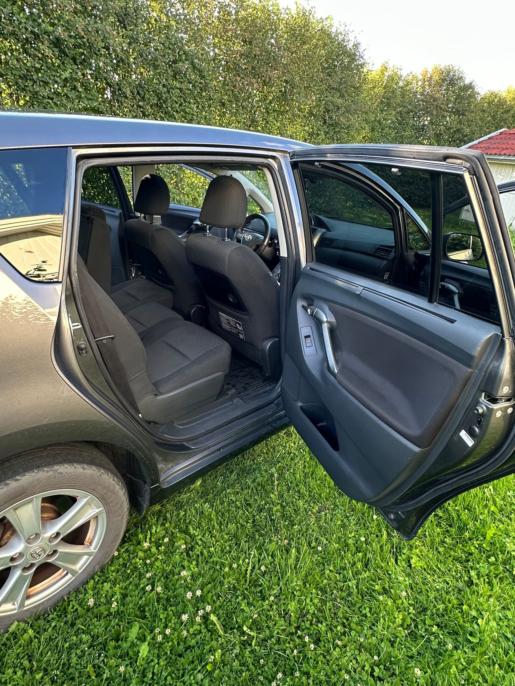 Toyota Verso 1.8 Valvematic Multidrive S, 147hp, 2010