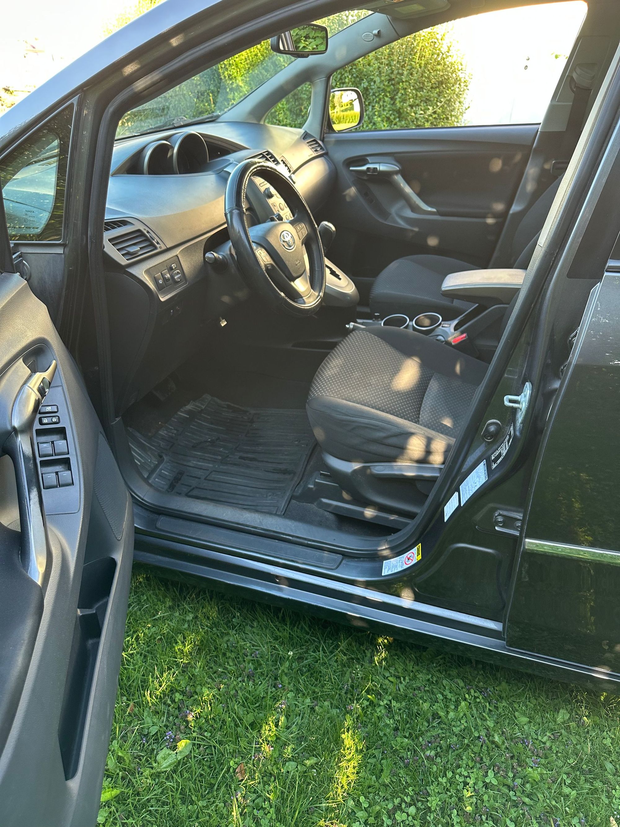 Toyota Verso 1.8 Valvematic Multidrive S, 147hp, 2010