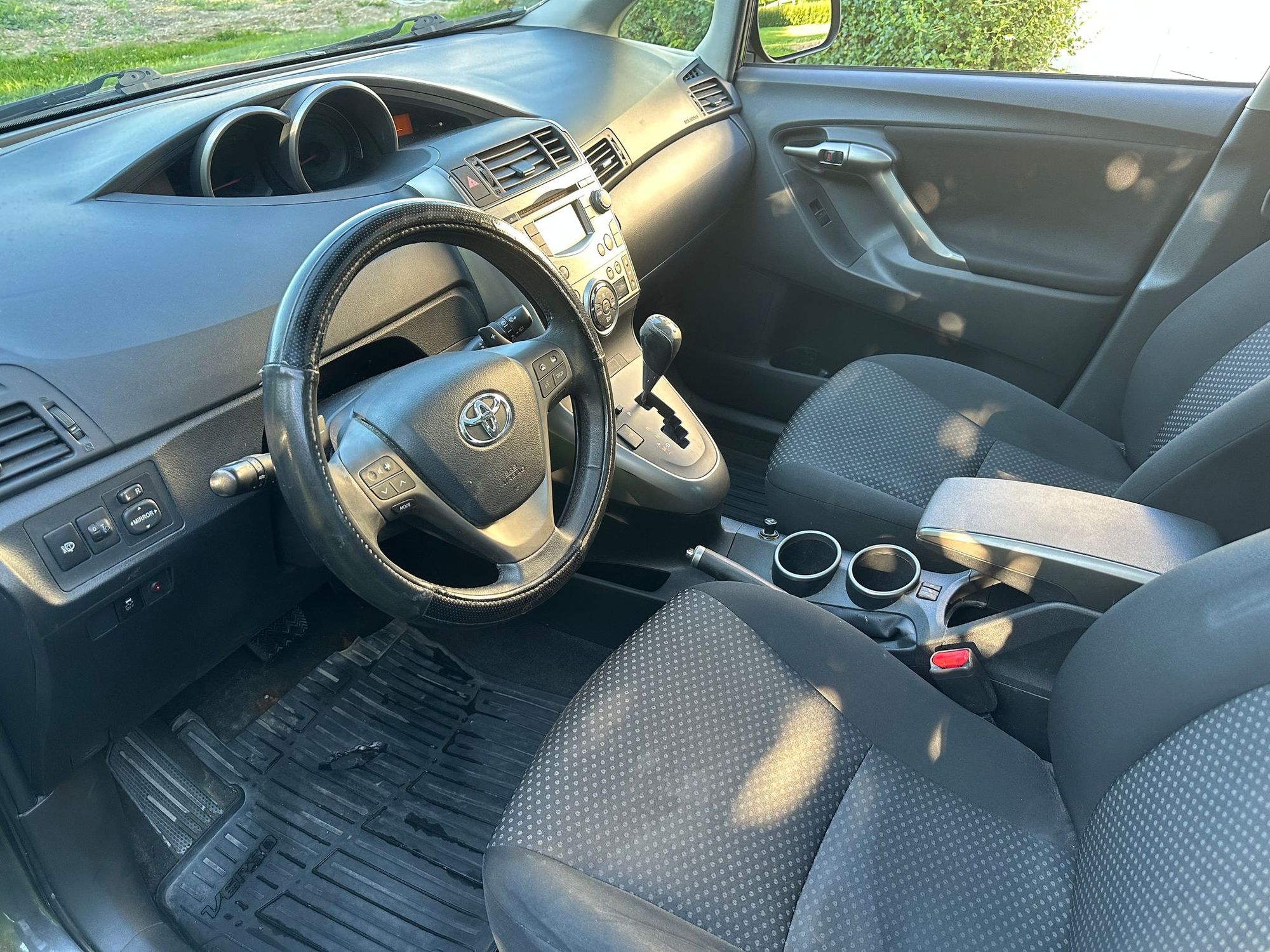 Toyota Verso 1.8 Valvematic Multidrive S, 147hp, 2010