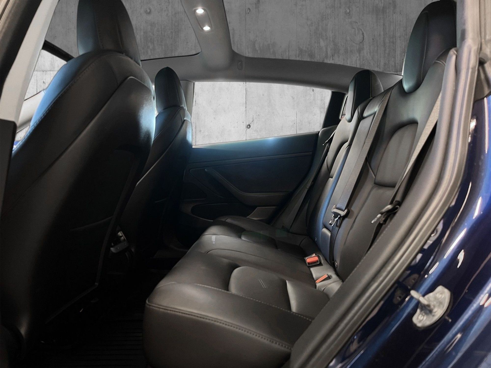 Tesla Model 3 Standard Range Plus, 325hk, 2020
