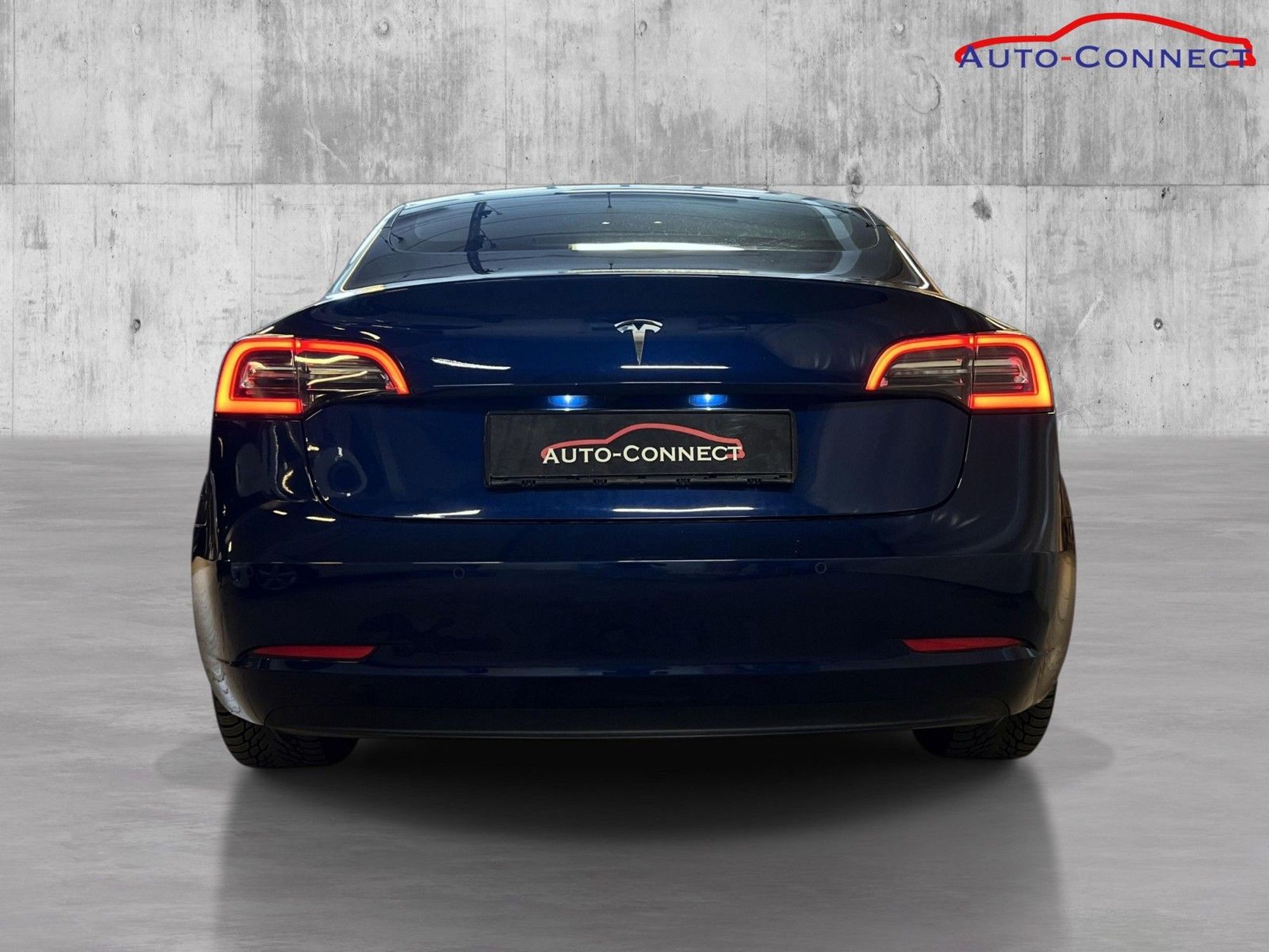 Tesla Model 3 Standard Range Plus, 325hk, 2020
