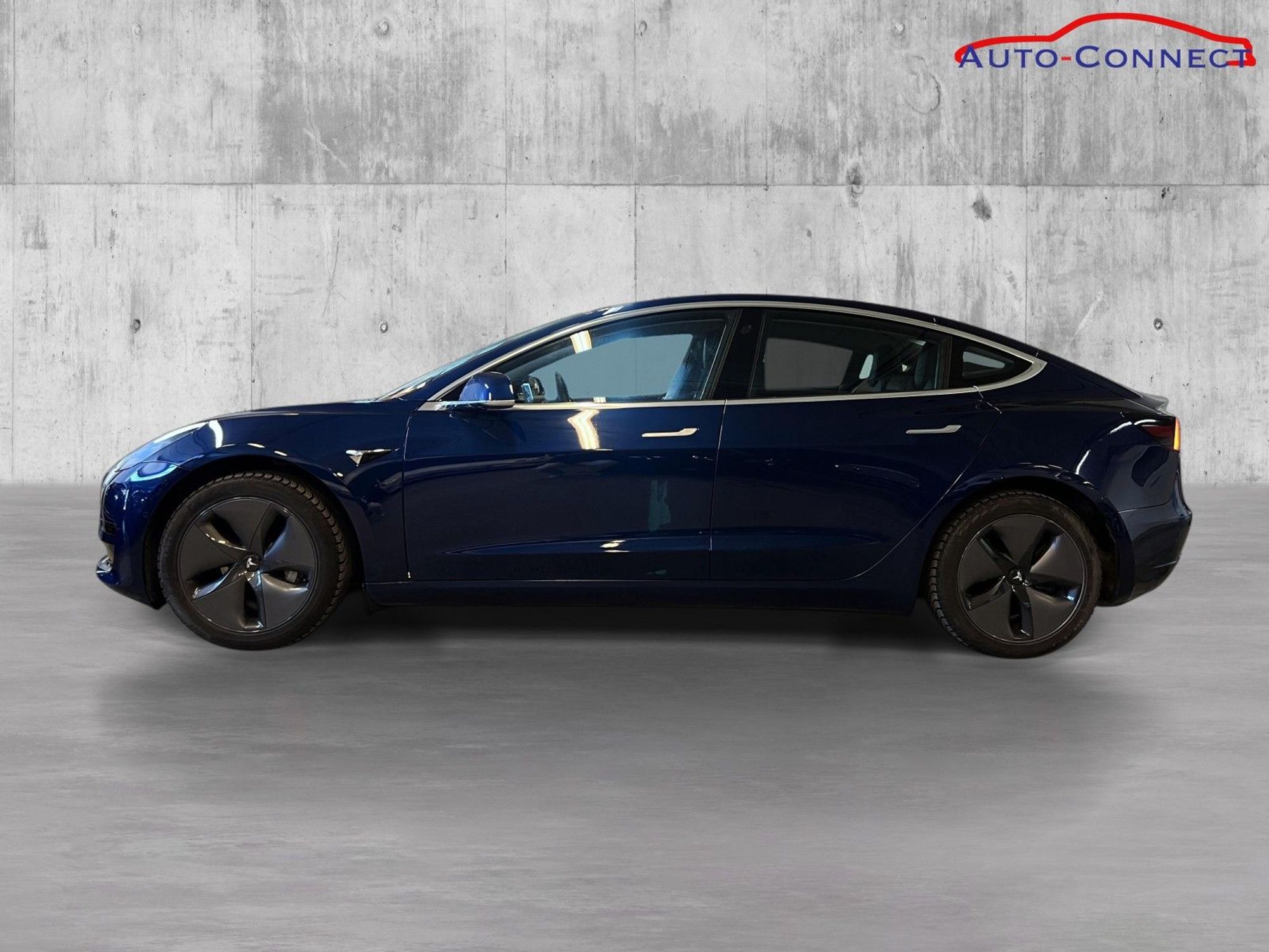 Tesla Model 3 Standard Range Plus, 325hk, 2020