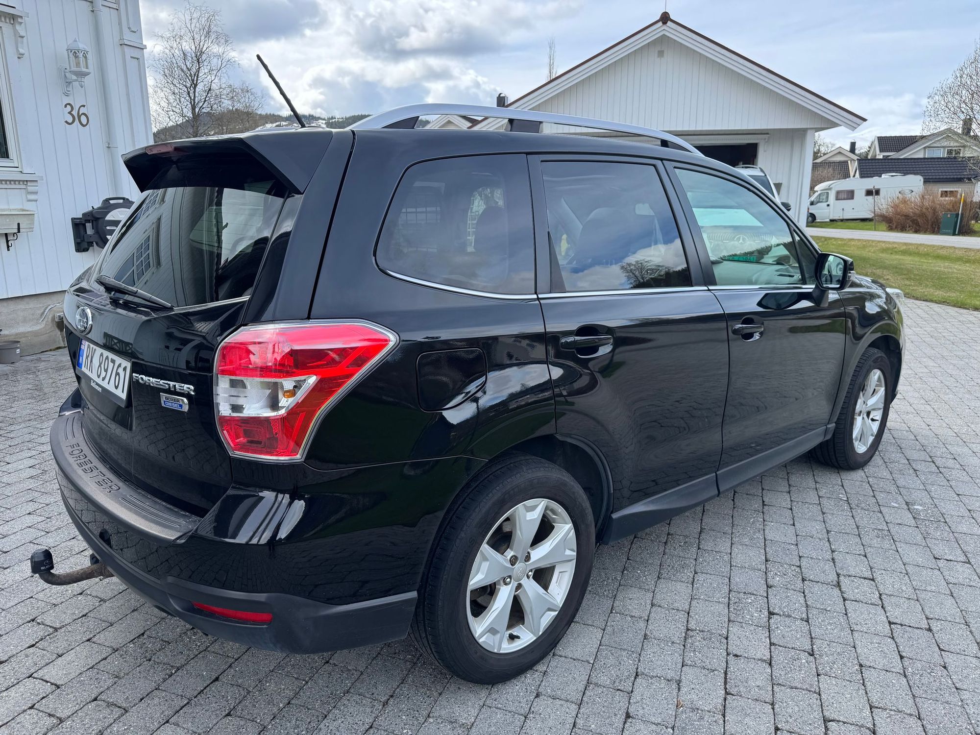 Subaru Forester 2.0 4WD Lineartronic, 147ps, 2015