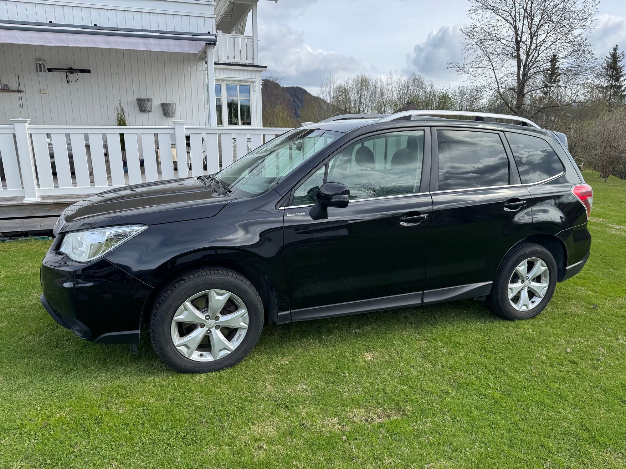Subaru Forester 2.0 4WD Lineartronic, 147ps, 2015