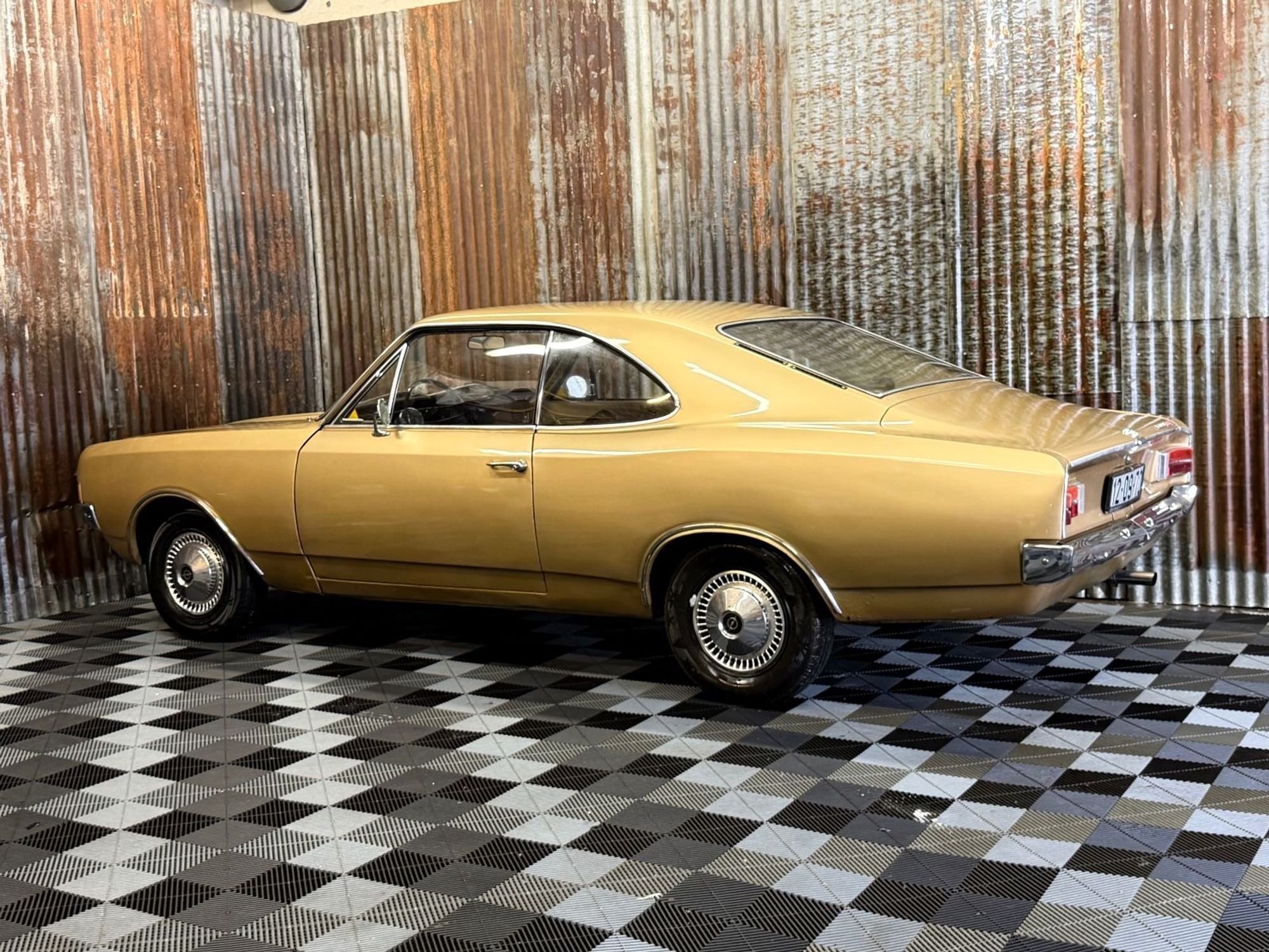 Opel Rekord Coupé 1.9 S Manuell, 3-trinn, 90hk, 1970