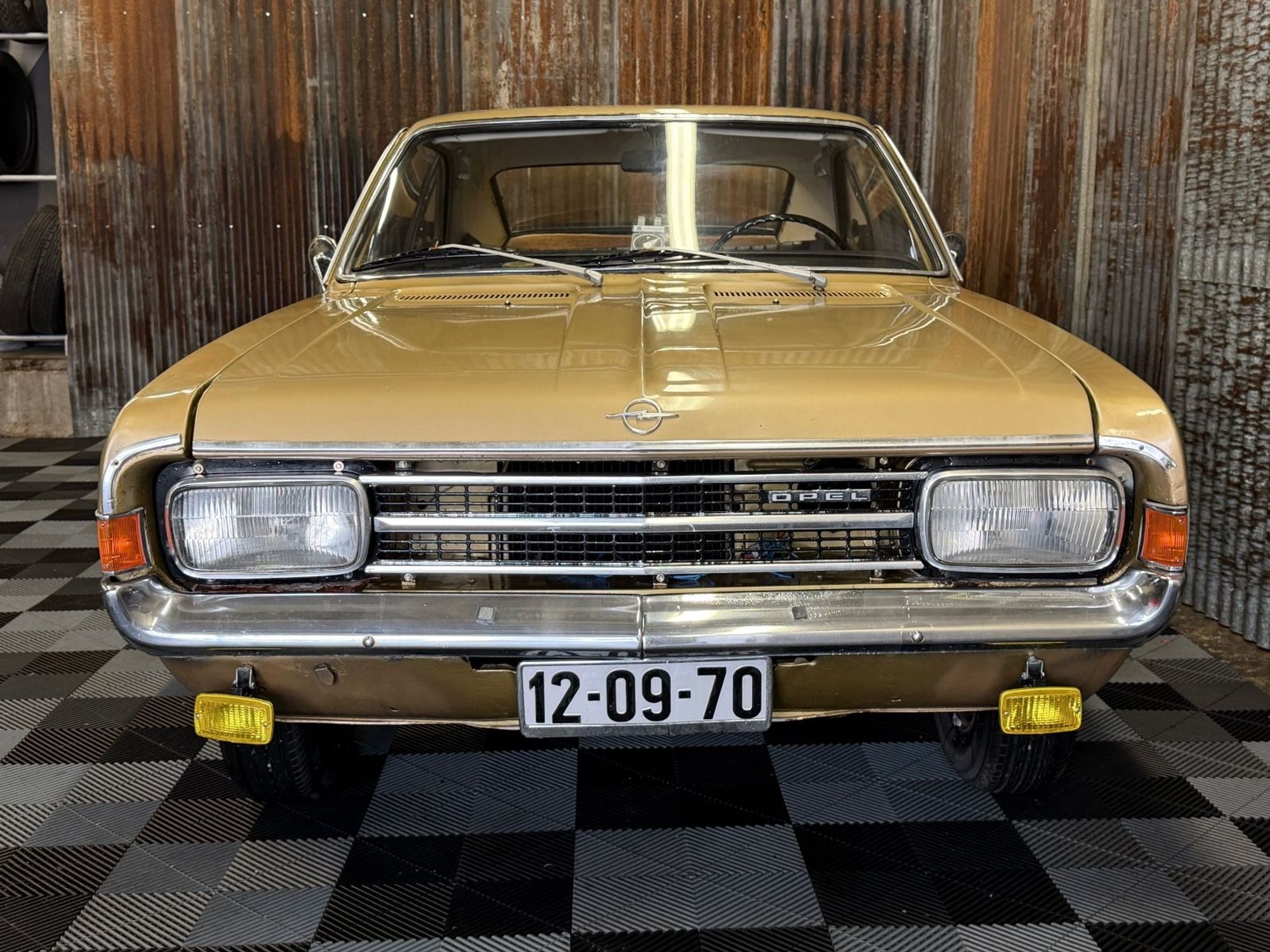 Opel Rekord Coupé 1.9 S Manuell, 3-trinn, 90hk, 1970