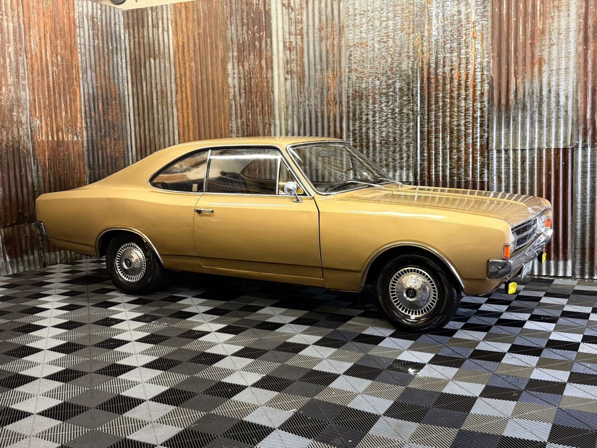 Opel Rekord Coupé 1.9 S Manuell, 3-trinn, 90hk, 1970