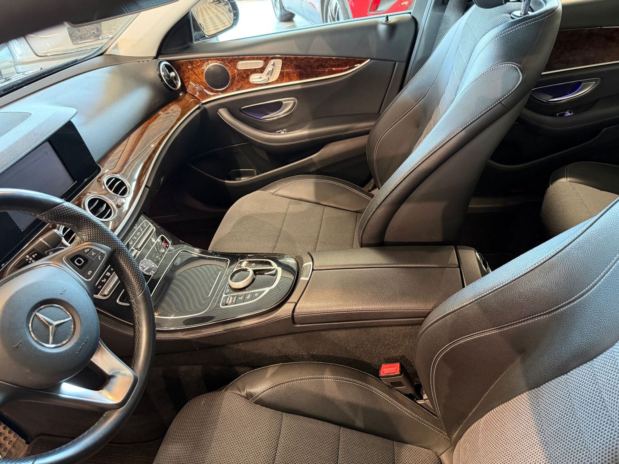 Mercedes-Benz E 220 d 4MATIC 9G-Tronic, 194hp, 2017