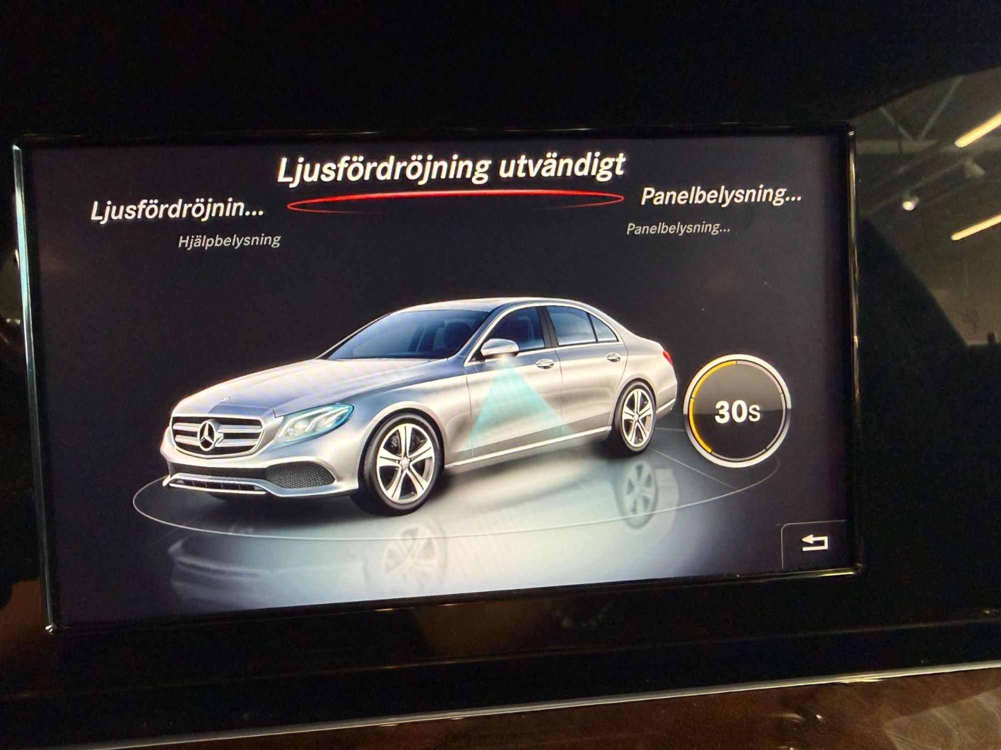 Mercedes-Benz E 220 d 4MATIC 9G-Tronic, 194hp, 2017