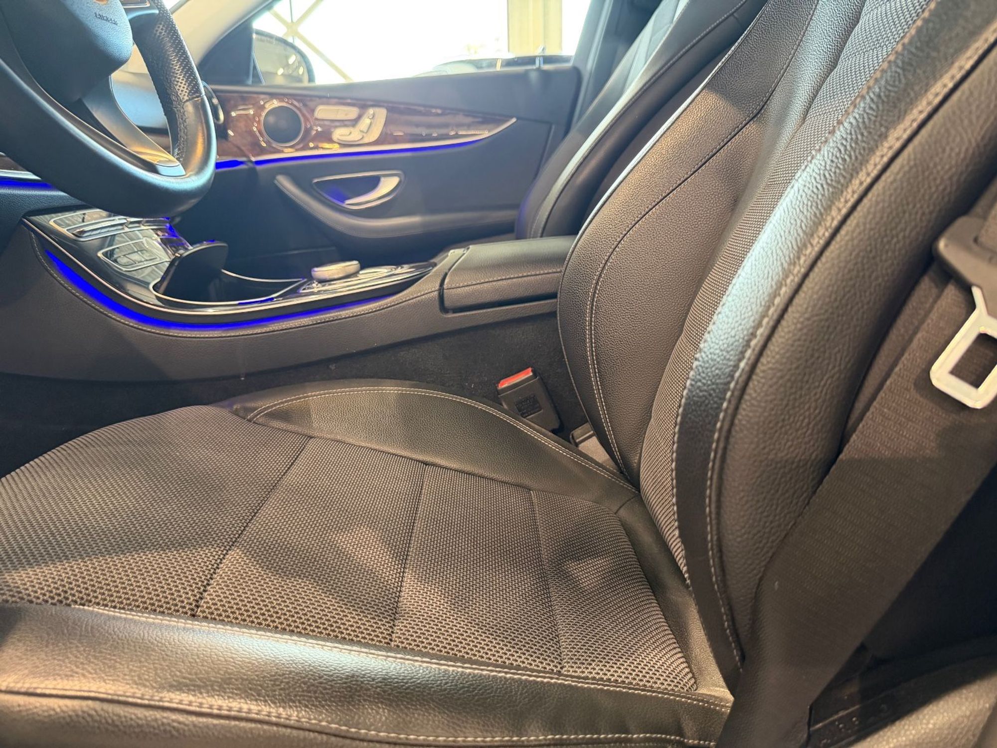 Mercedes-Benz E 220 d 4MATIC 9G-Tronic, 194hp, 2017