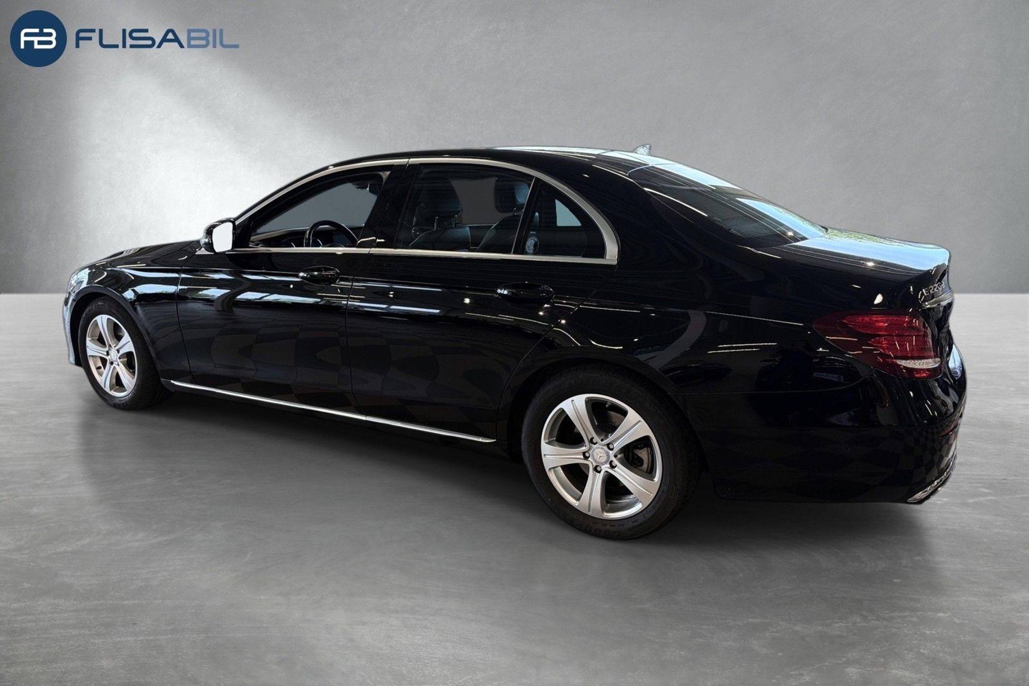Mercedes-Benz E 220 d 4MATIC 9G-Tronic, 194hp, 2017