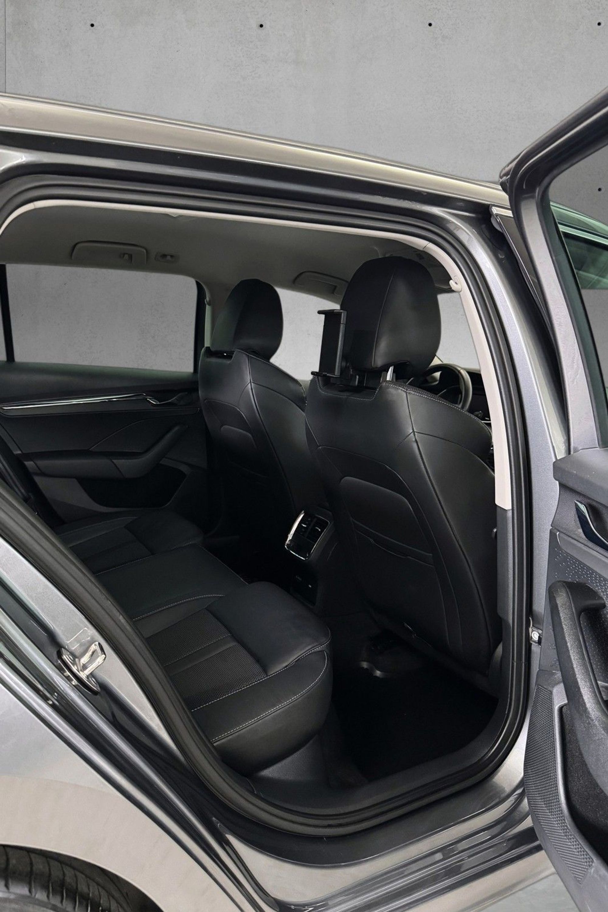 Škoda Octavia Combi 2.0 TDI SCR 4x4 DSG Sequential, 150hp, 2024