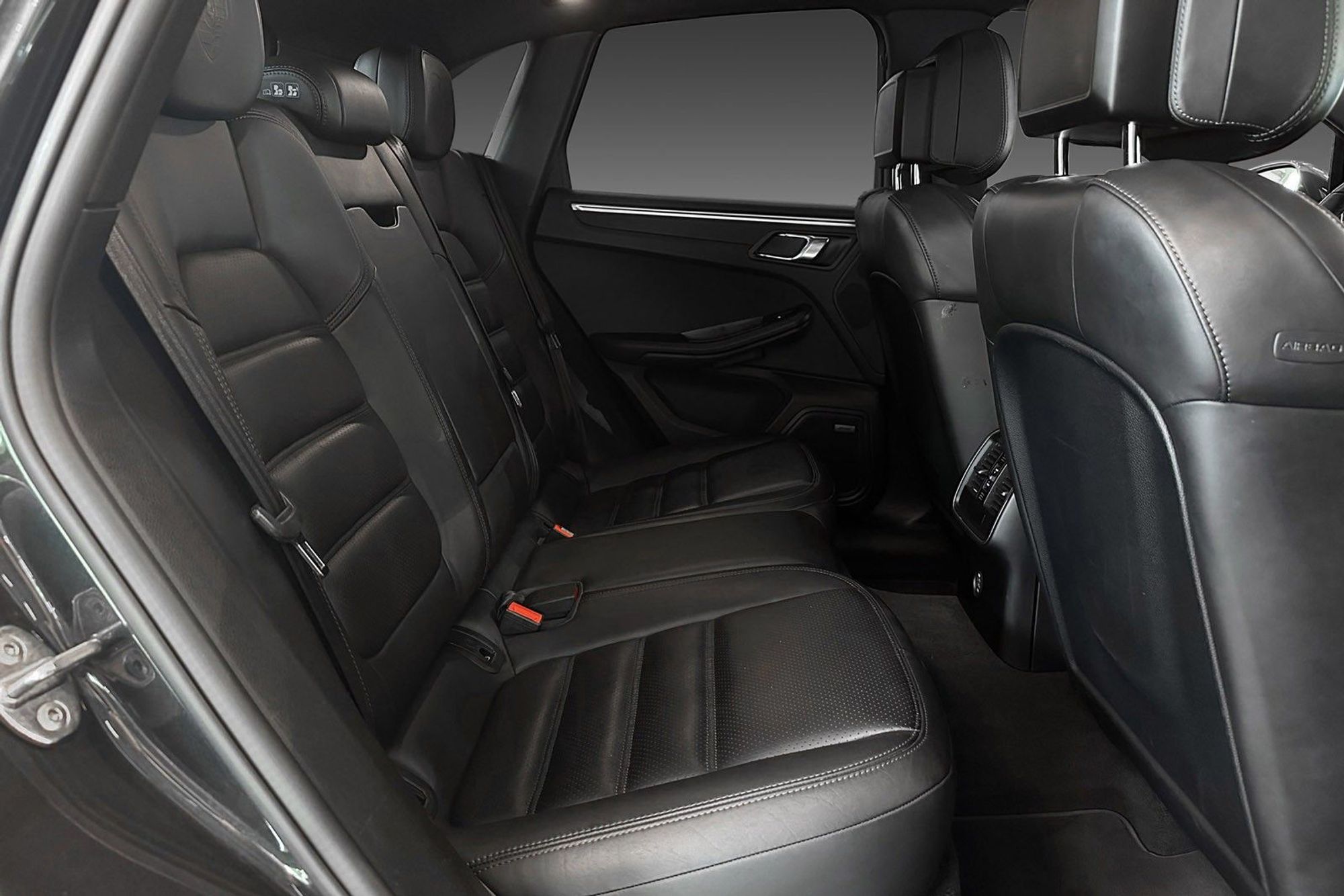 Porsche Macan PDK, 252hp, 2018